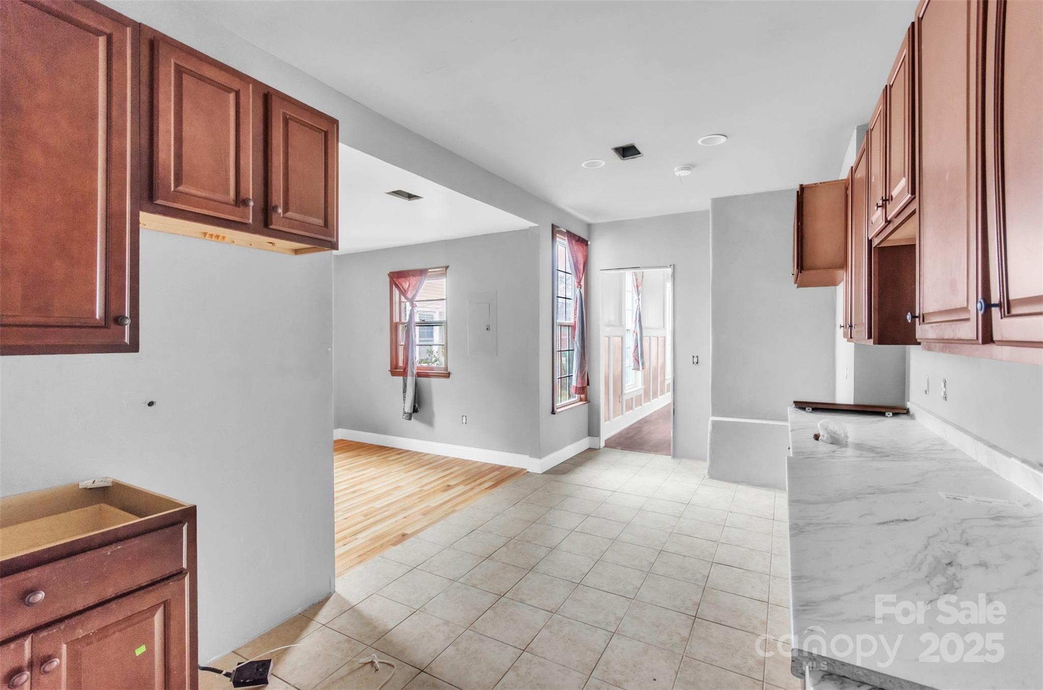 306 W South Street