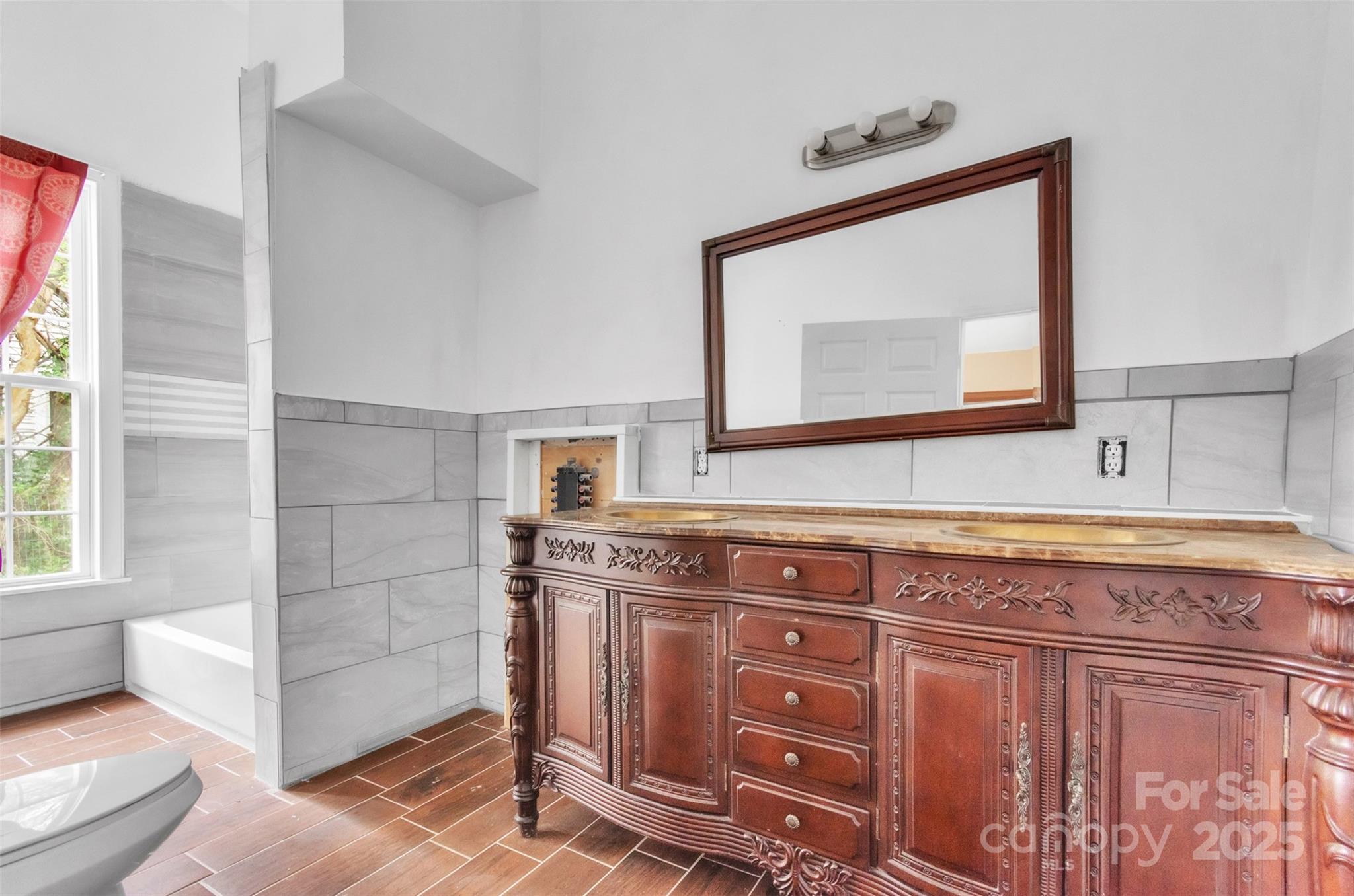 306 W South Street