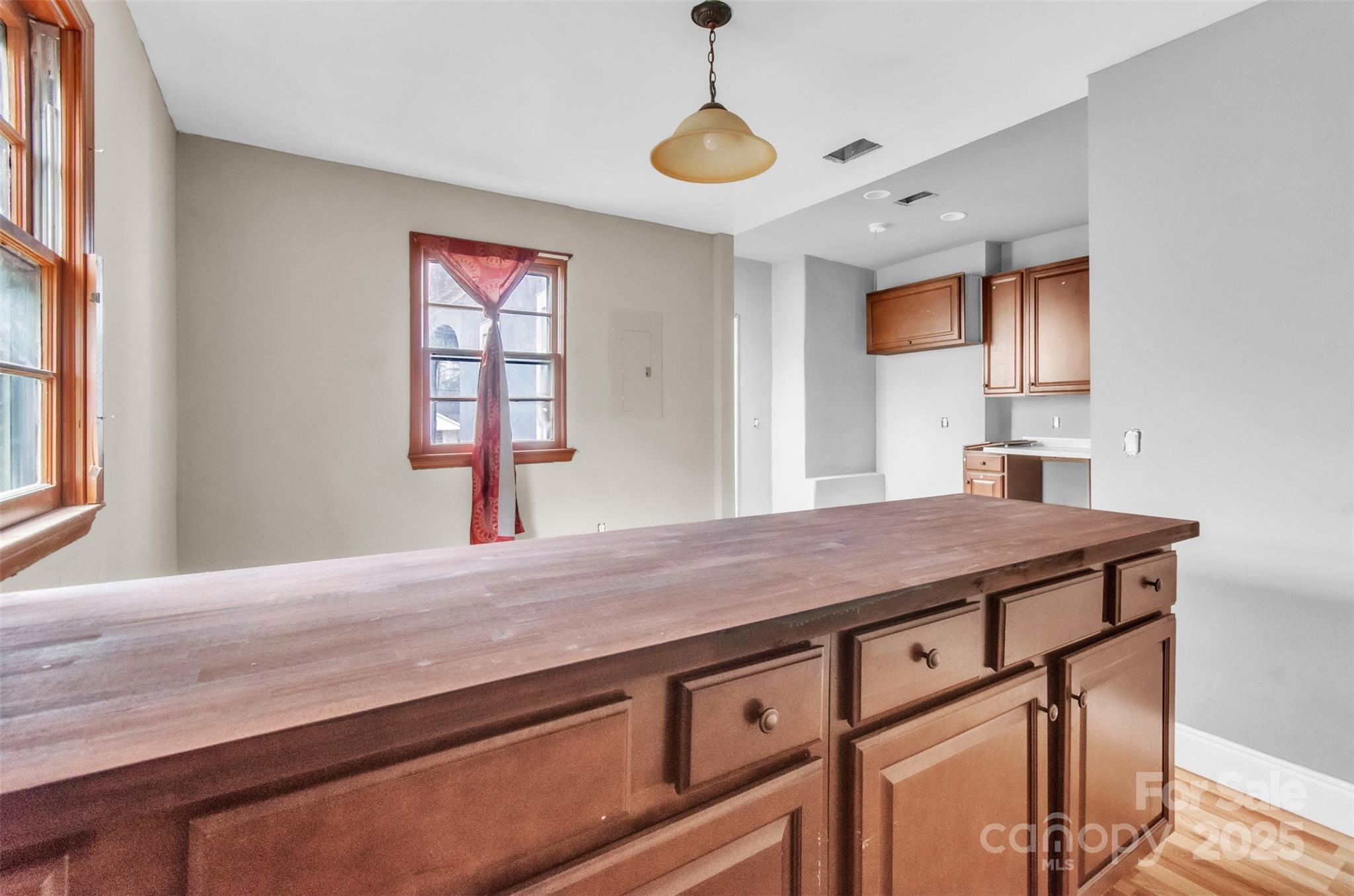 306 W South Street