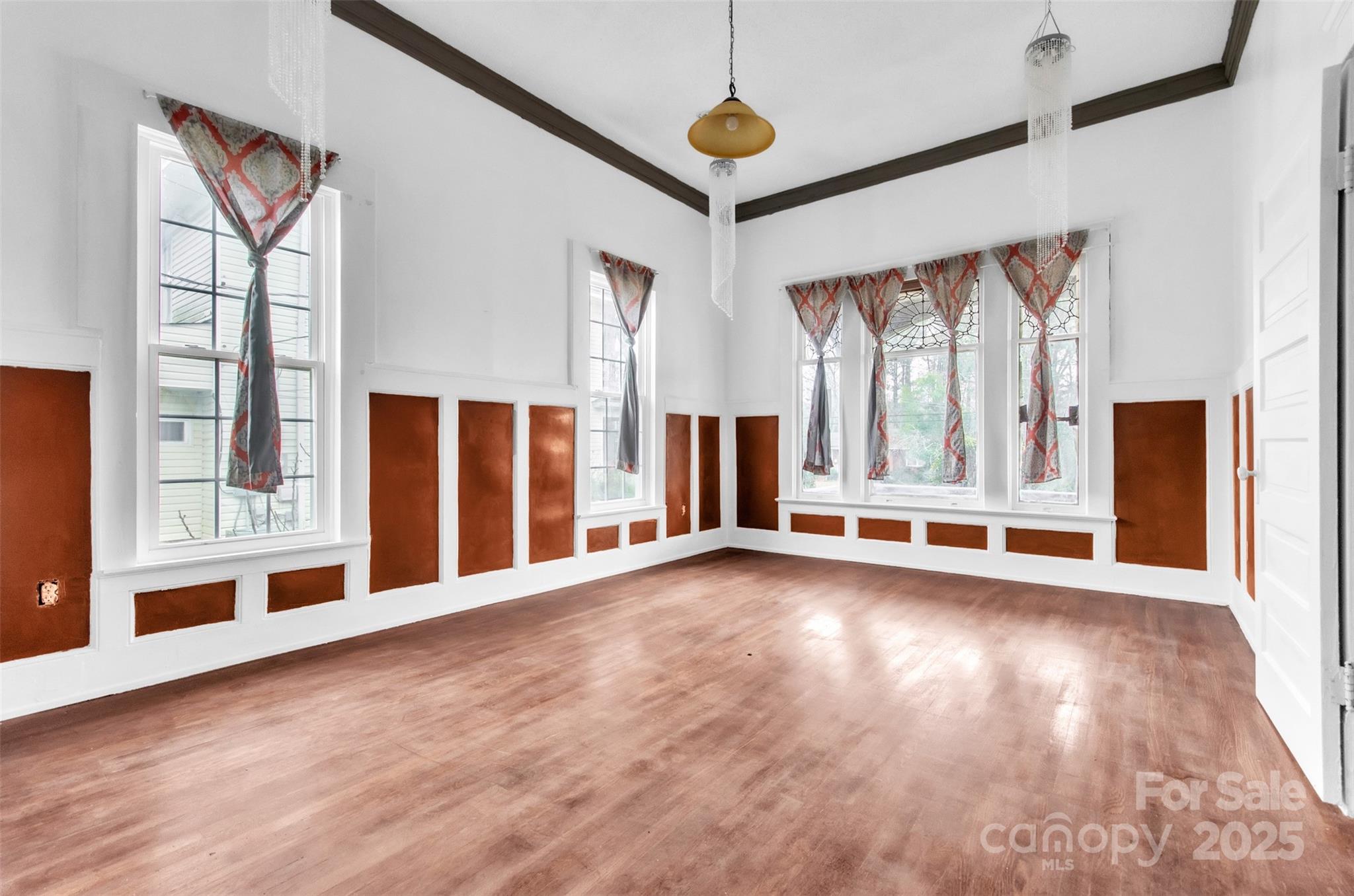 306 W South Street