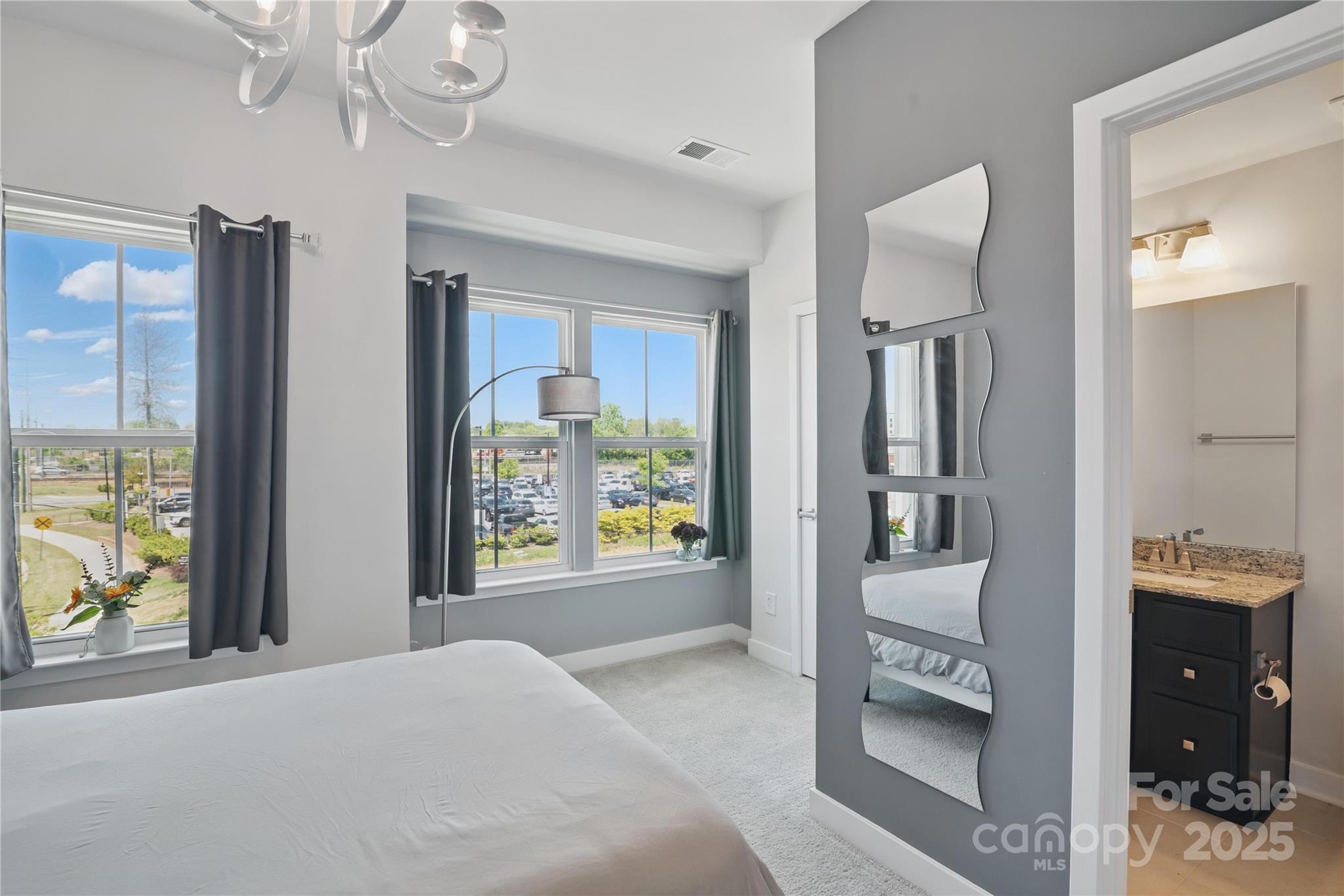 224 Parkwood Avenue