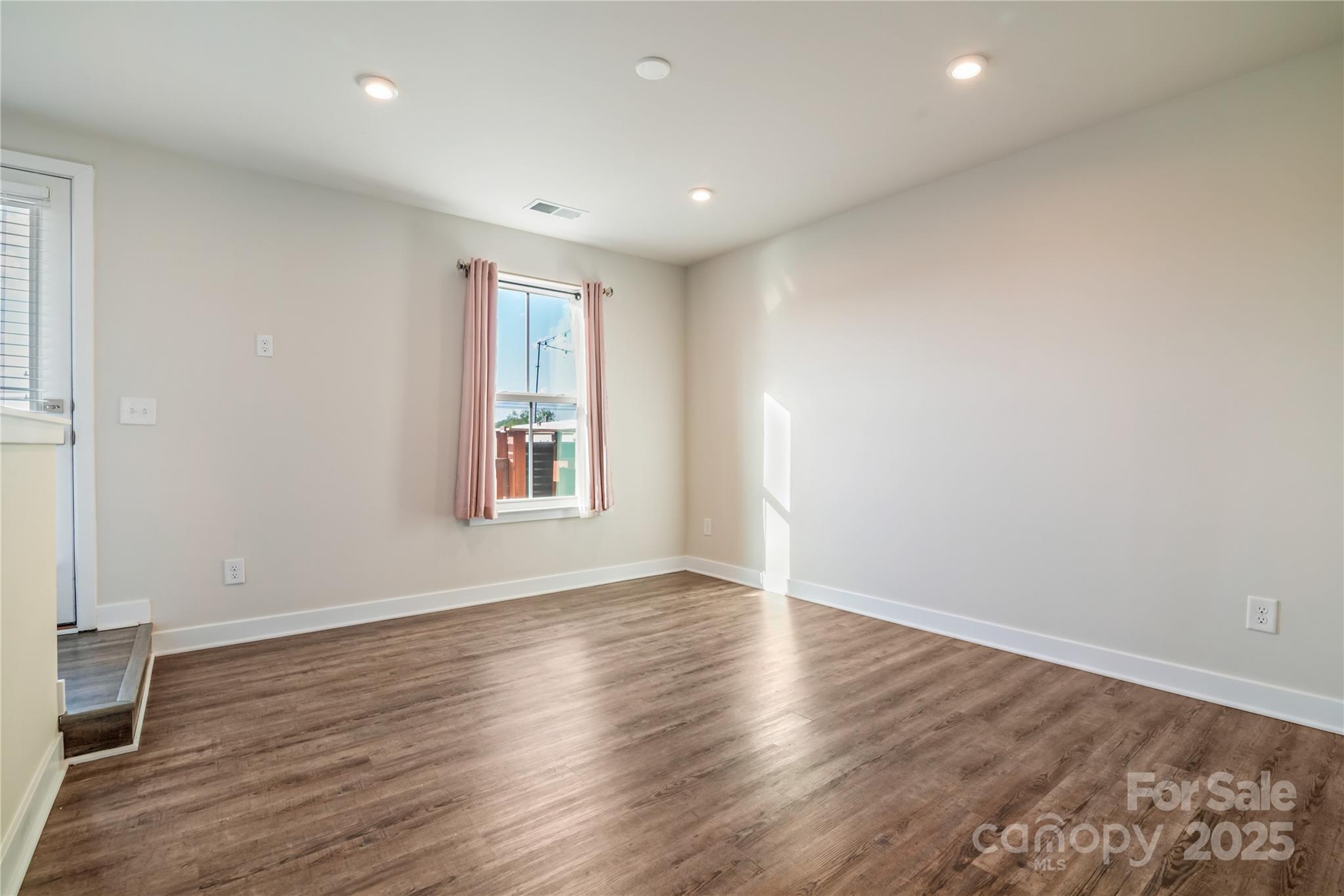 224 Parkwood Avenue