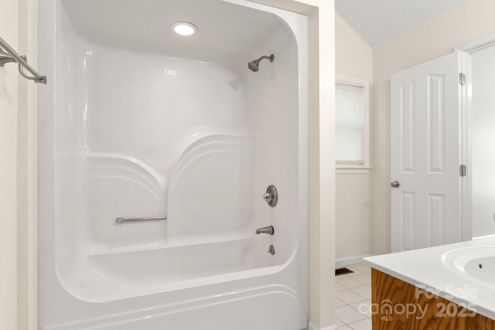 1325 Red Oaks Drive