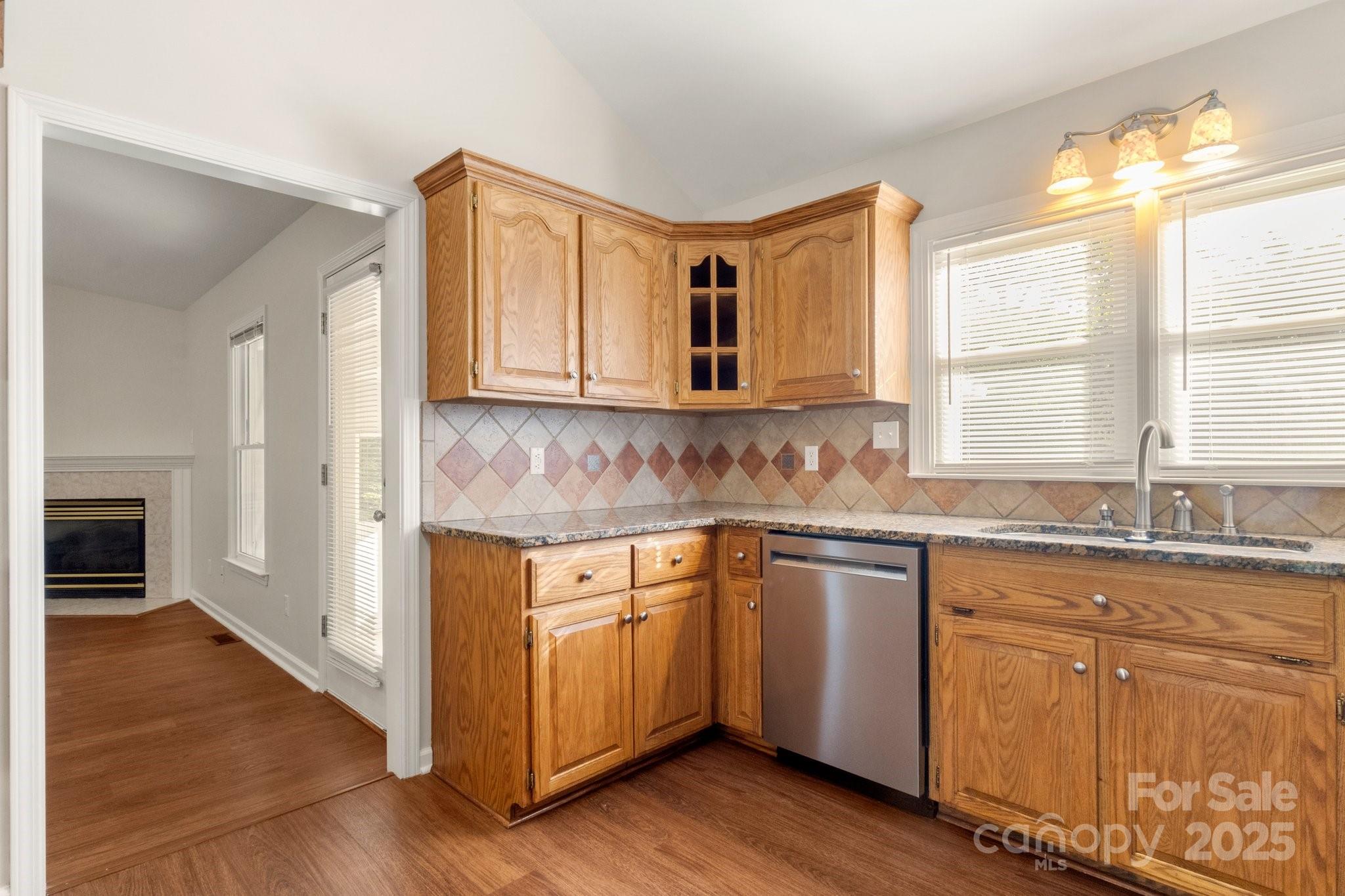 1325 Red Oaks Drive