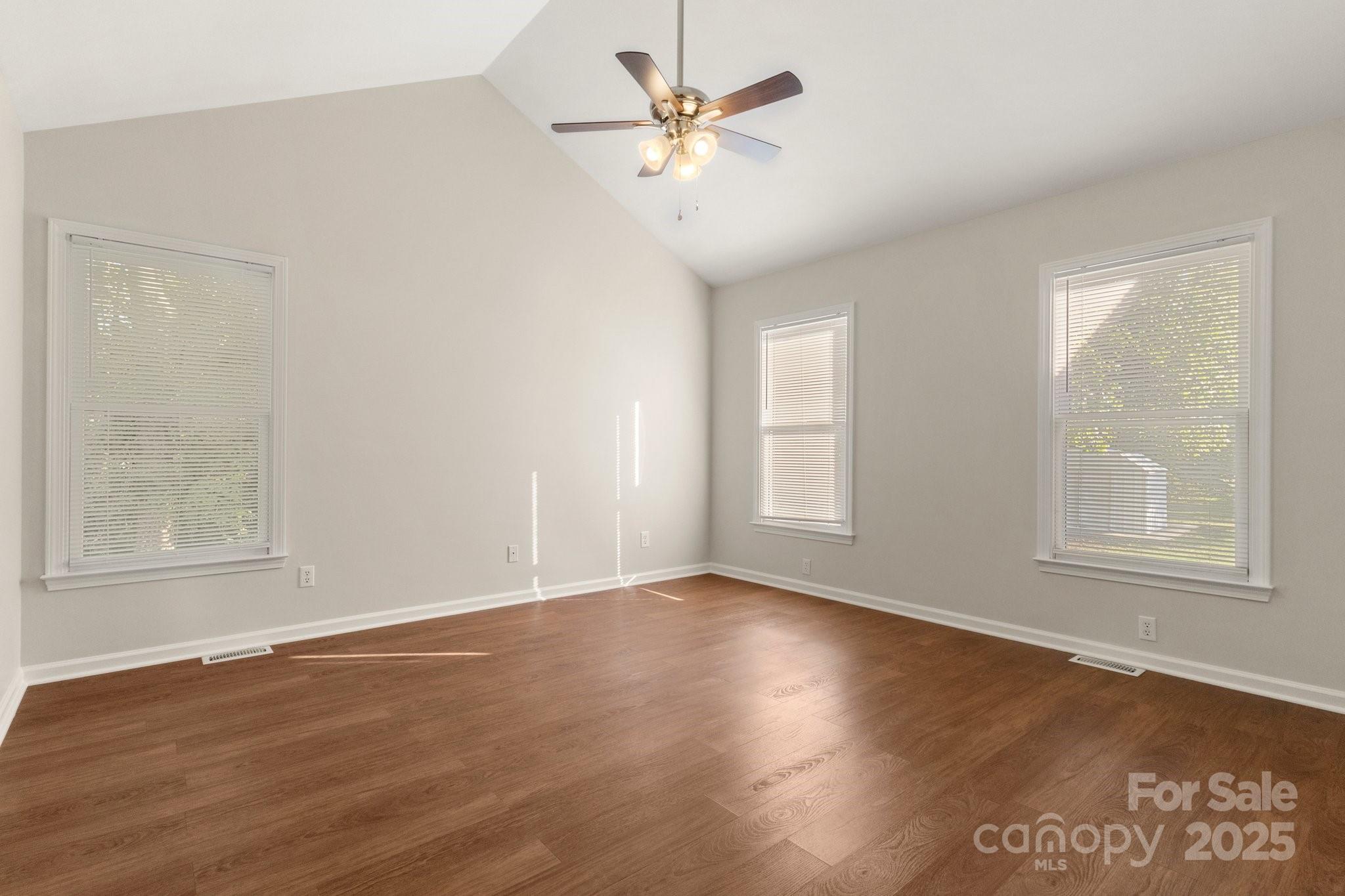 1325 Red Oaks Drive