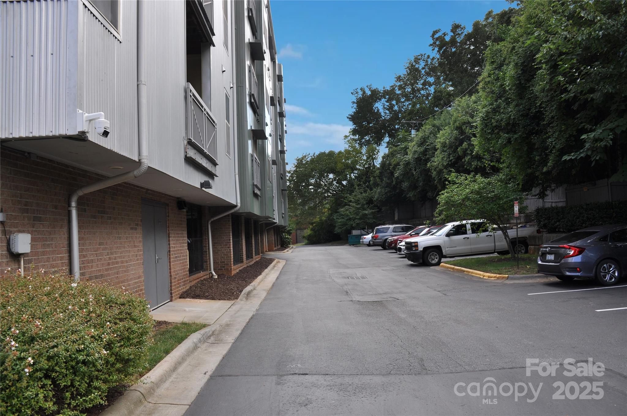 630 Calvert Street Unit: 1110