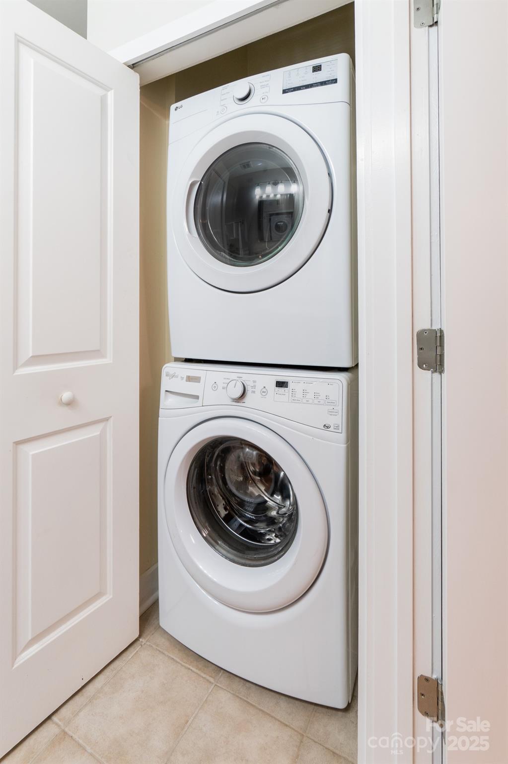 630 Calvert Street Unit: 1110