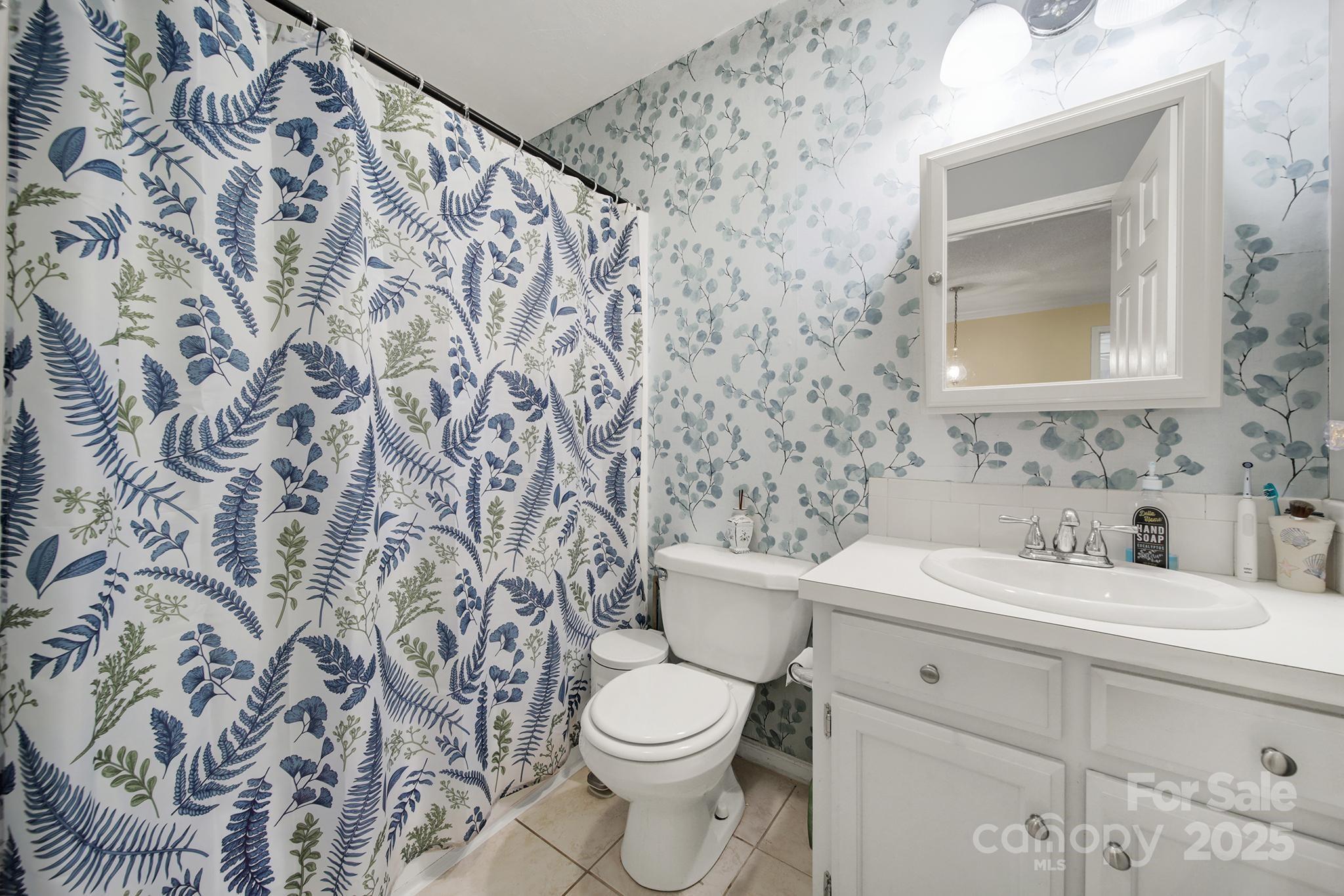 1904 Steeplechase Drive