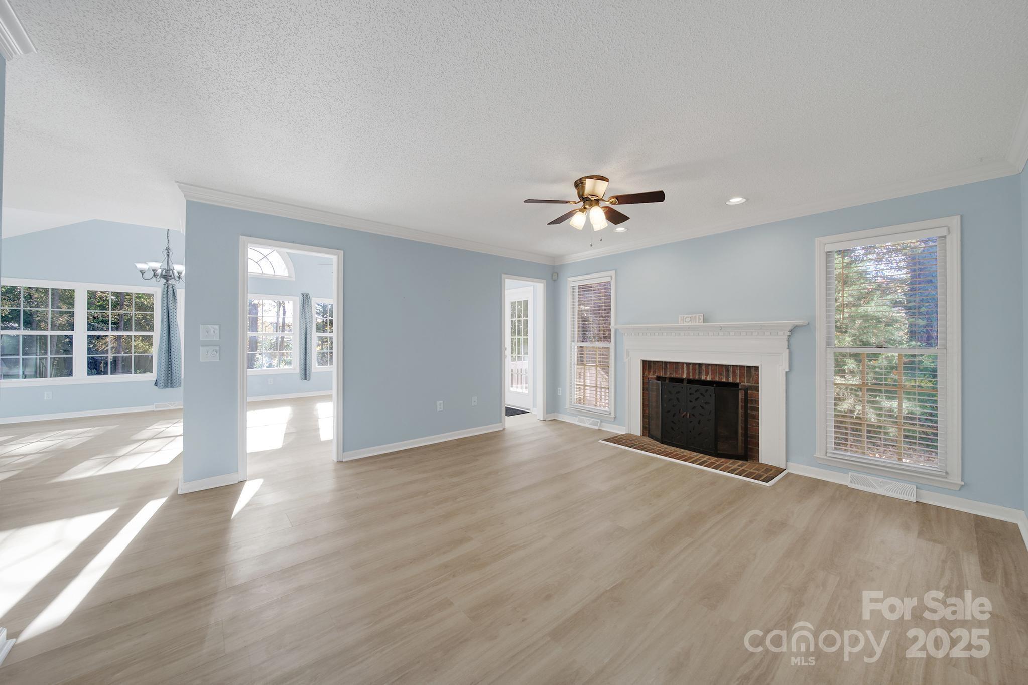 1904 Steeplechase Drive