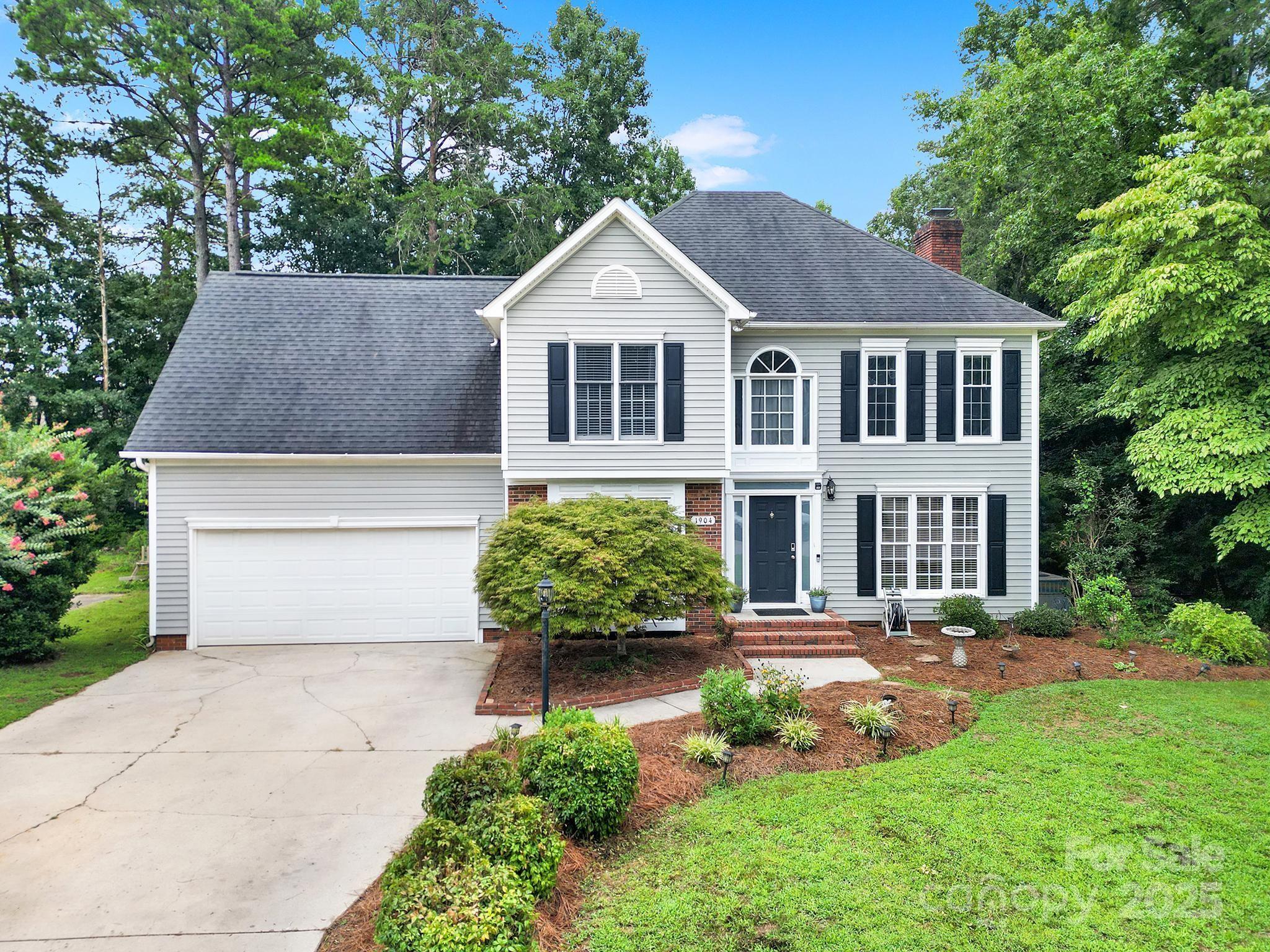 1904 Steeplechase Drive