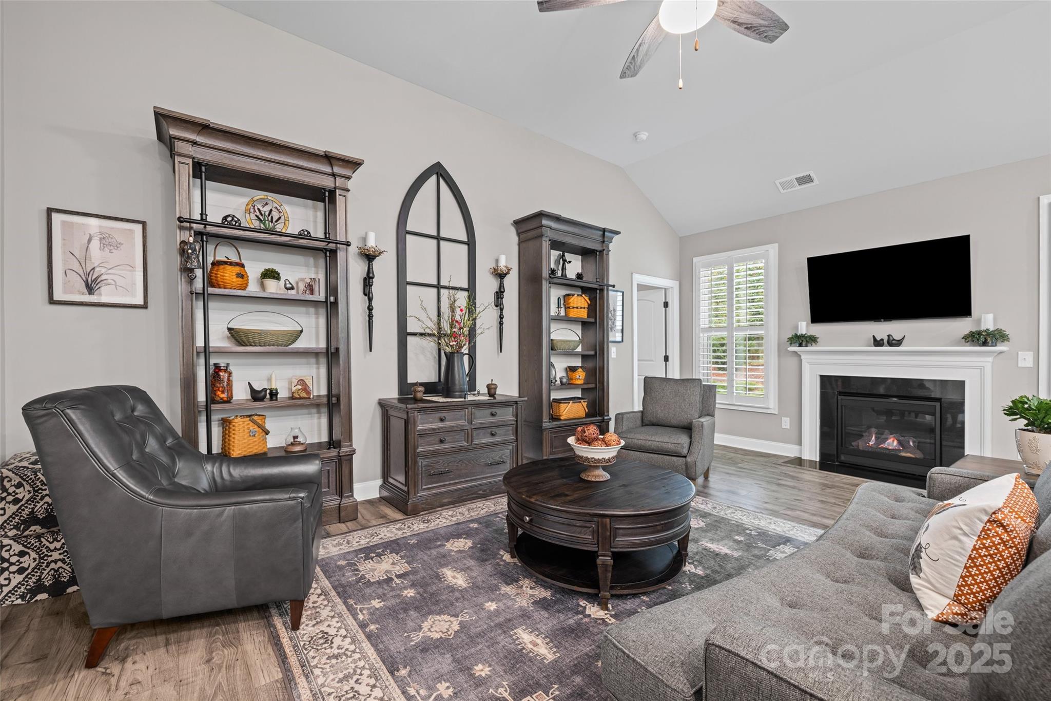 466 Hickory View Drive