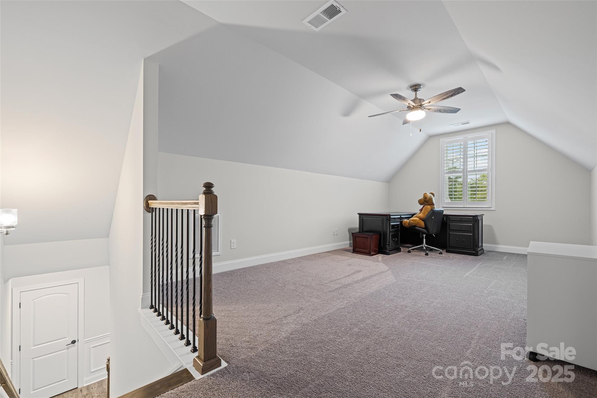 466 Hickory View Drive