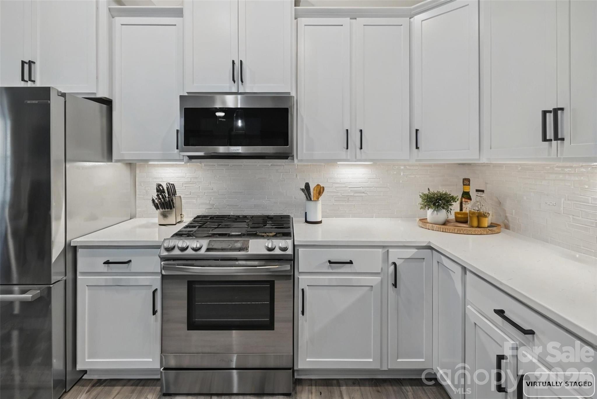 466 Hickory View Drive