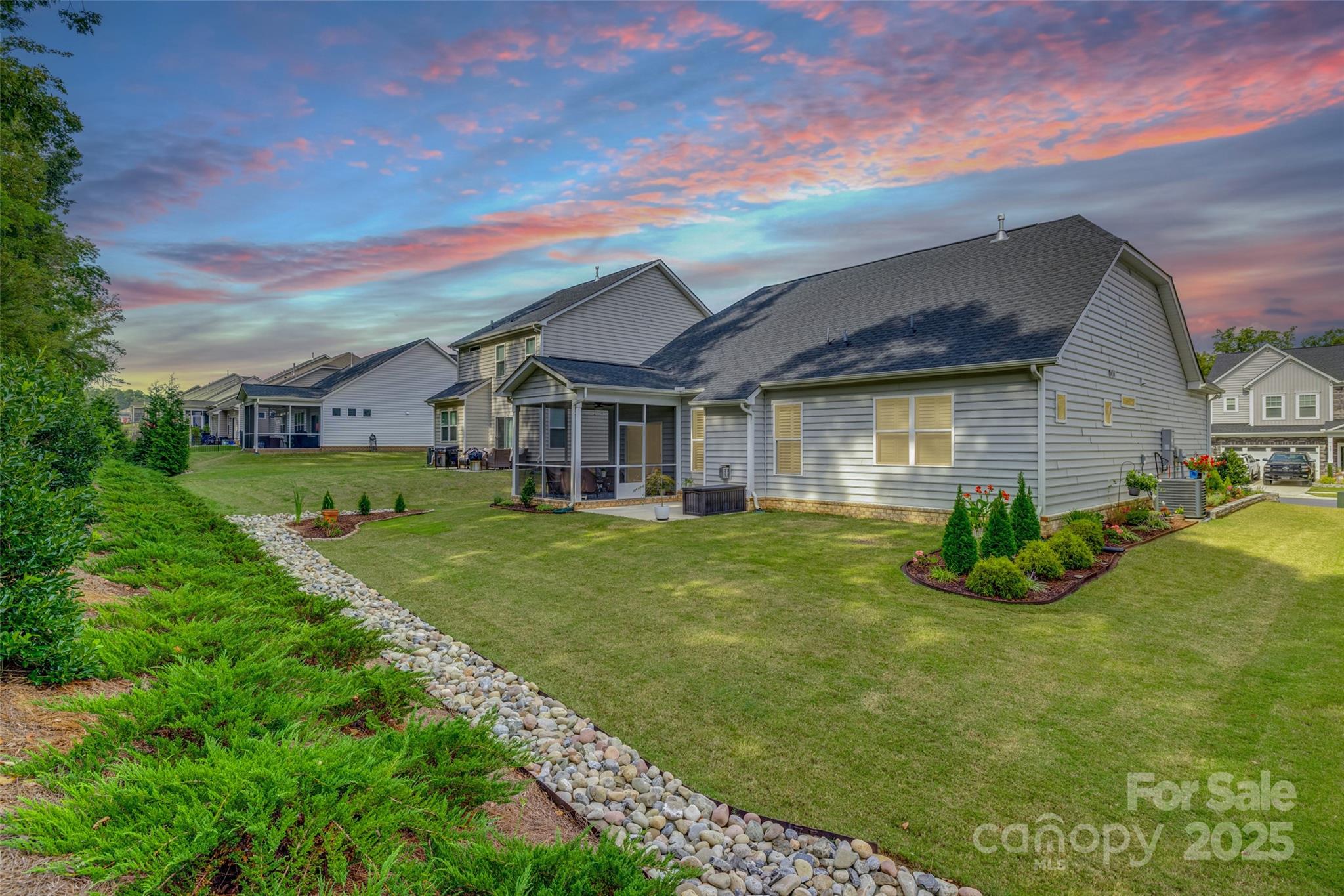 466 Hickory View Drive