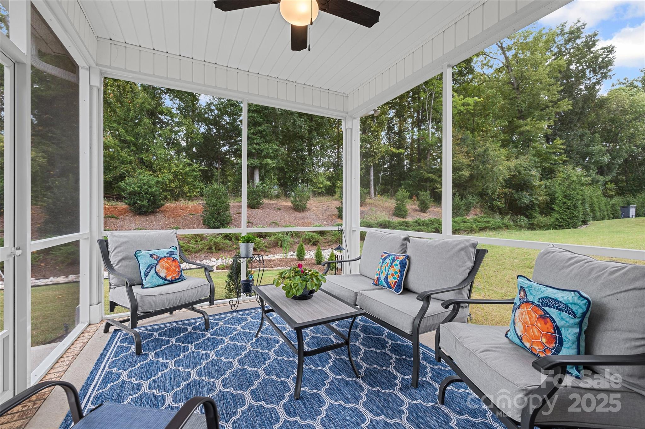 466 Hickory View Drive