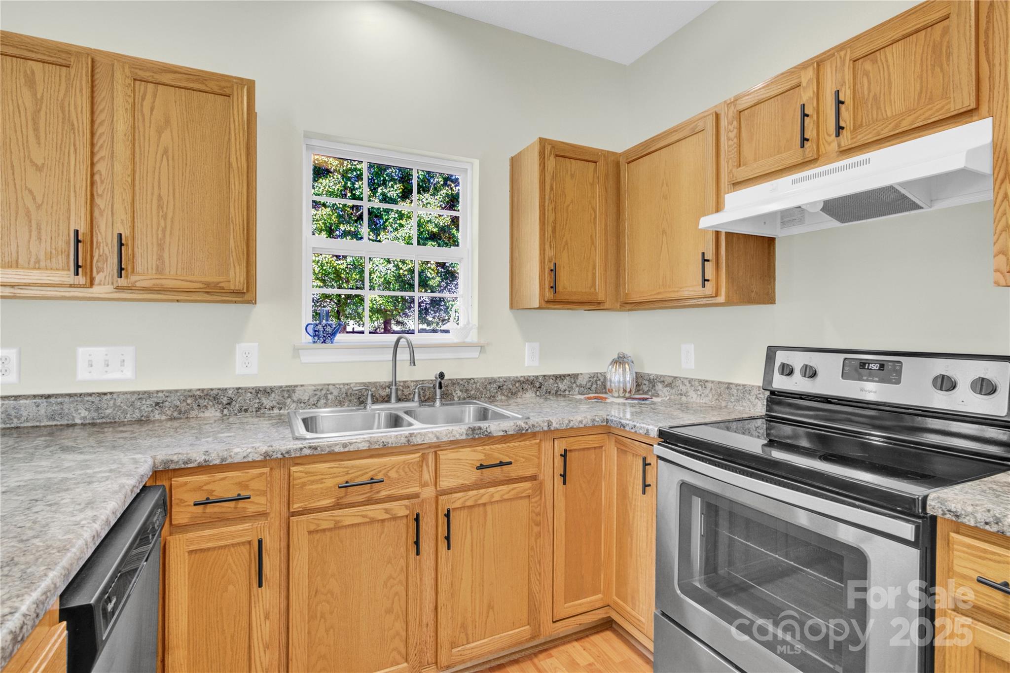 6605 Redbridge Trail