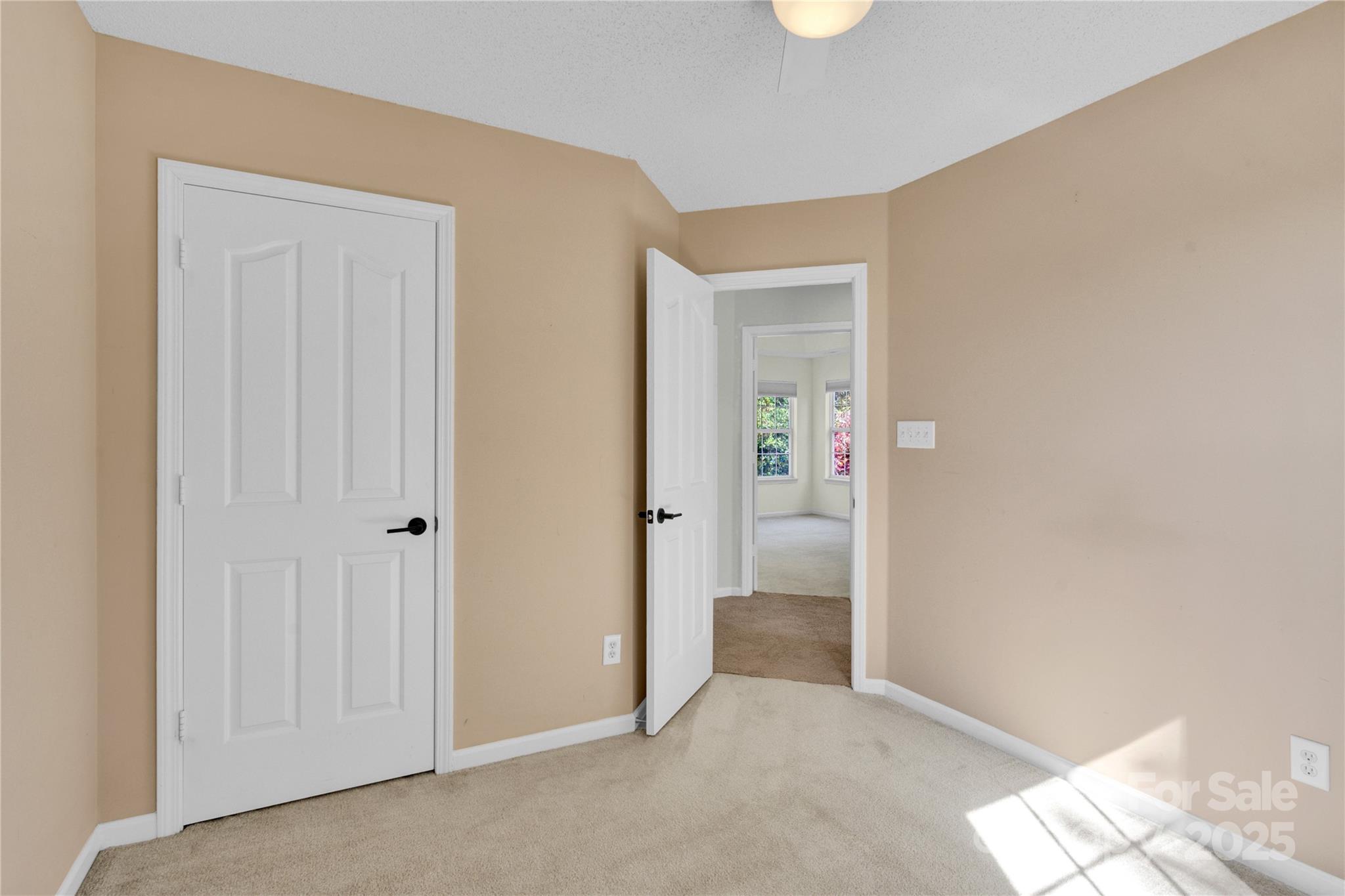 6605 Redbridge Trail