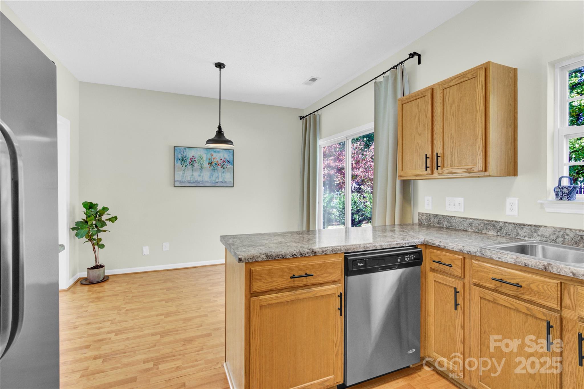 6605 Redbridge Trail