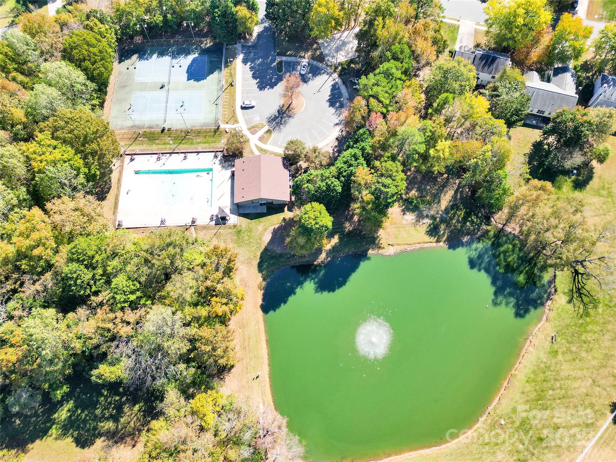 6605 Redbridge Trail