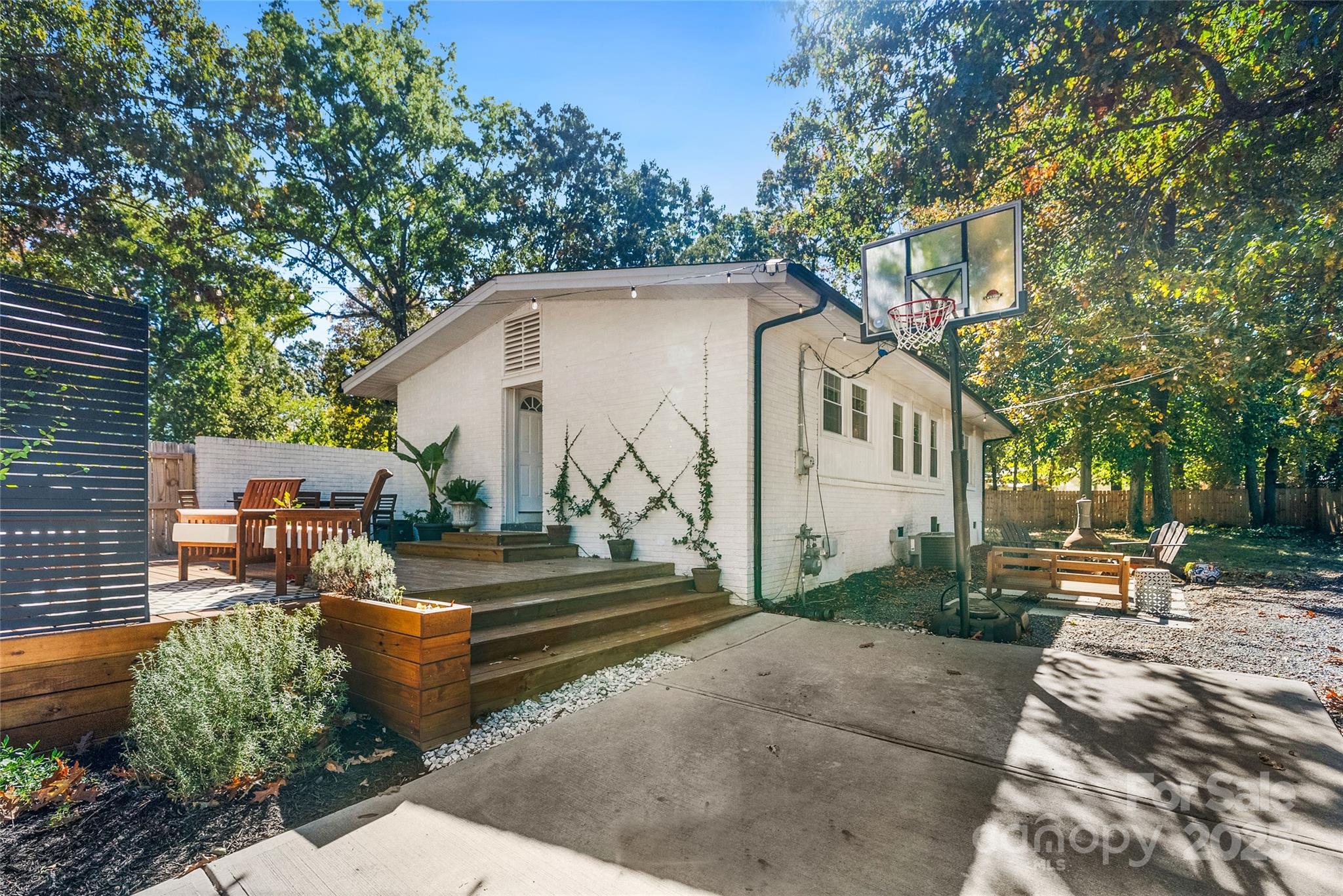 3715 Castlerock Drive