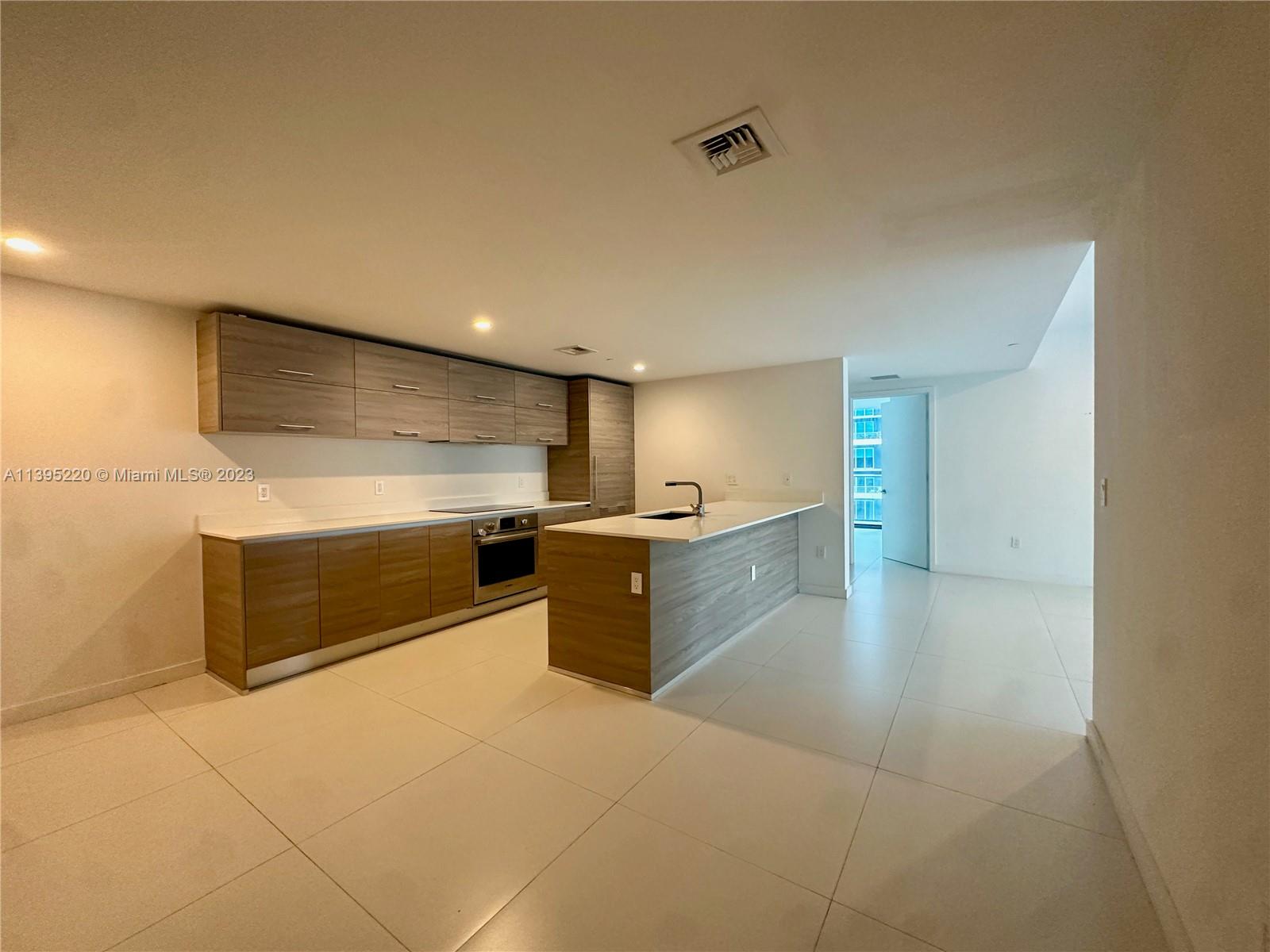 1300 S Miami Unit: 3410
