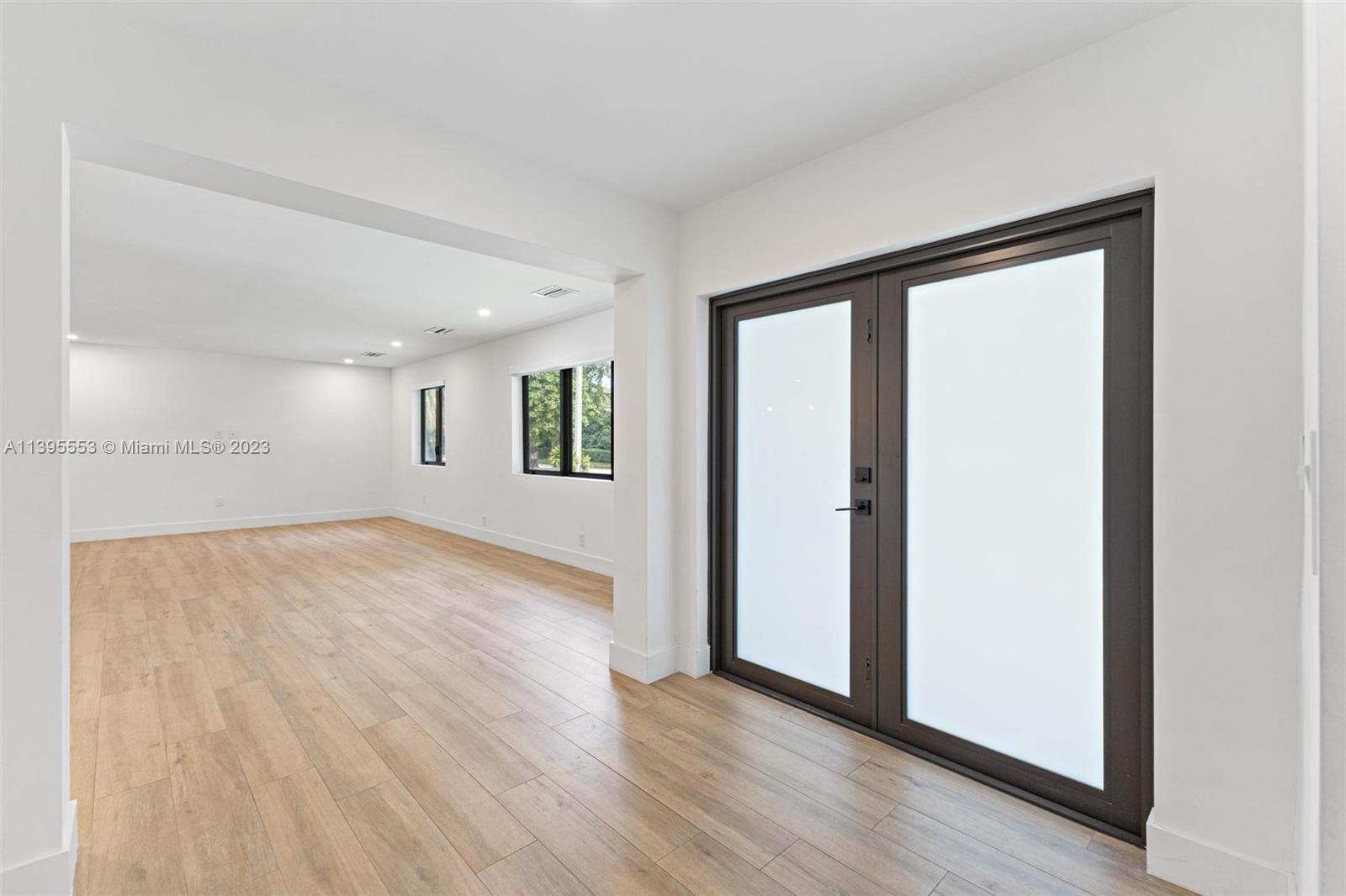 1460 Campamento Ave # 1460