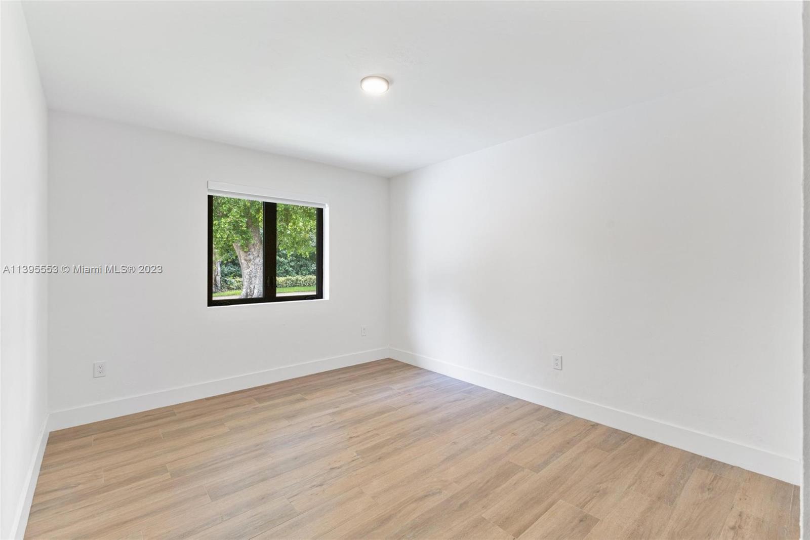 1460 Campamento Ave # 1460