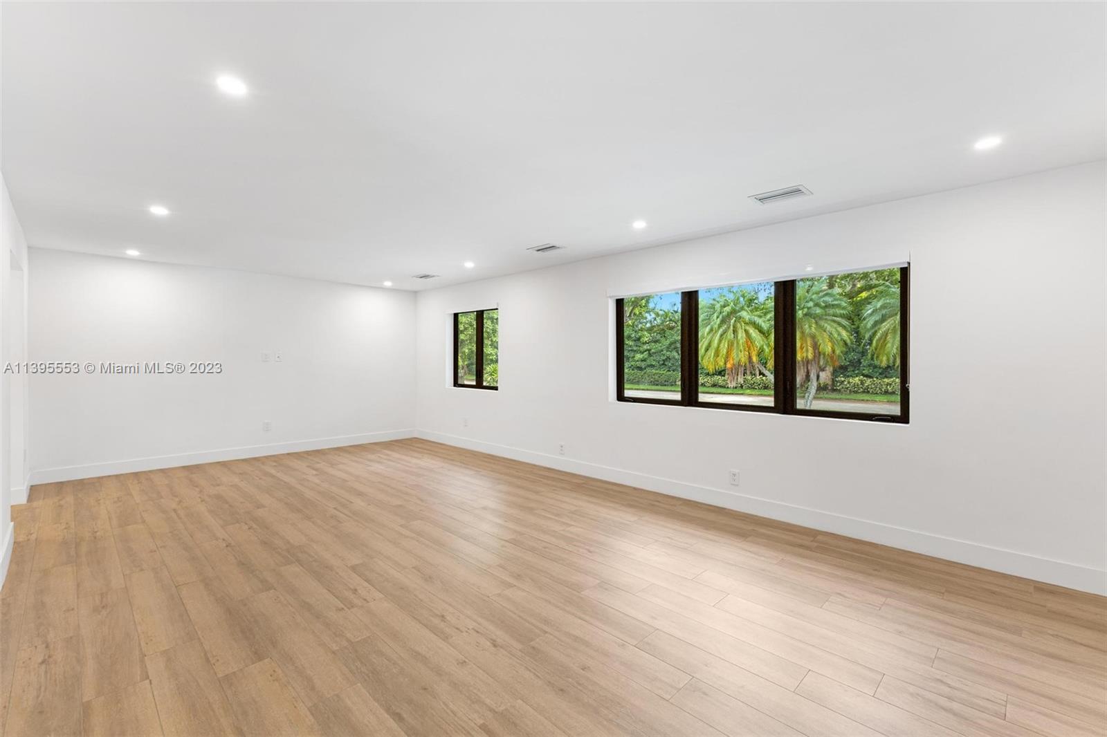 1460 Campamento Ave # 1460