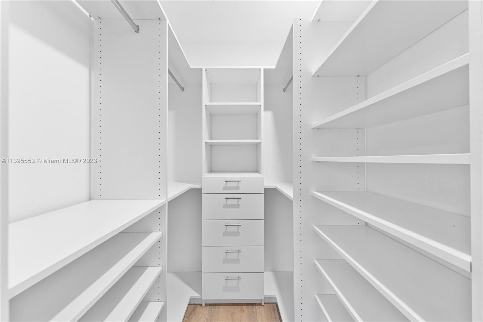 1460 Campamento Ave # 1460