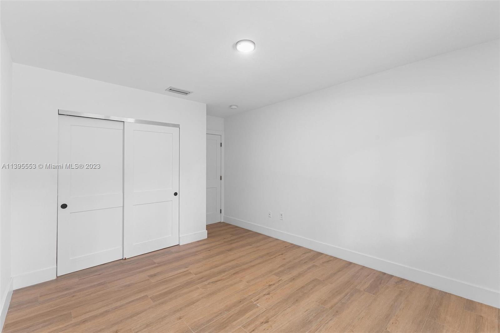 1460 Campamento Ave # 1460