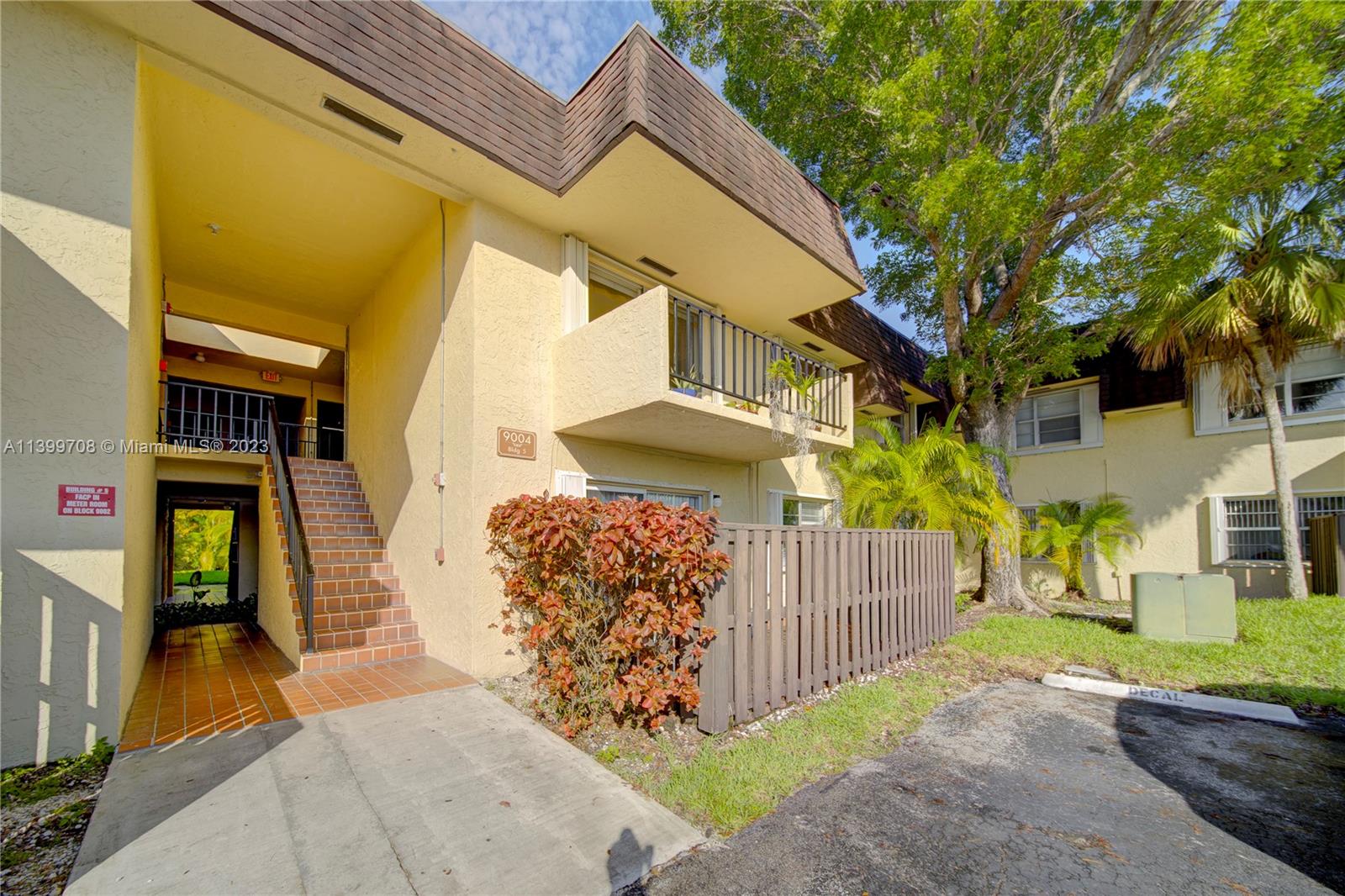 9004 SW 137th St # 5A