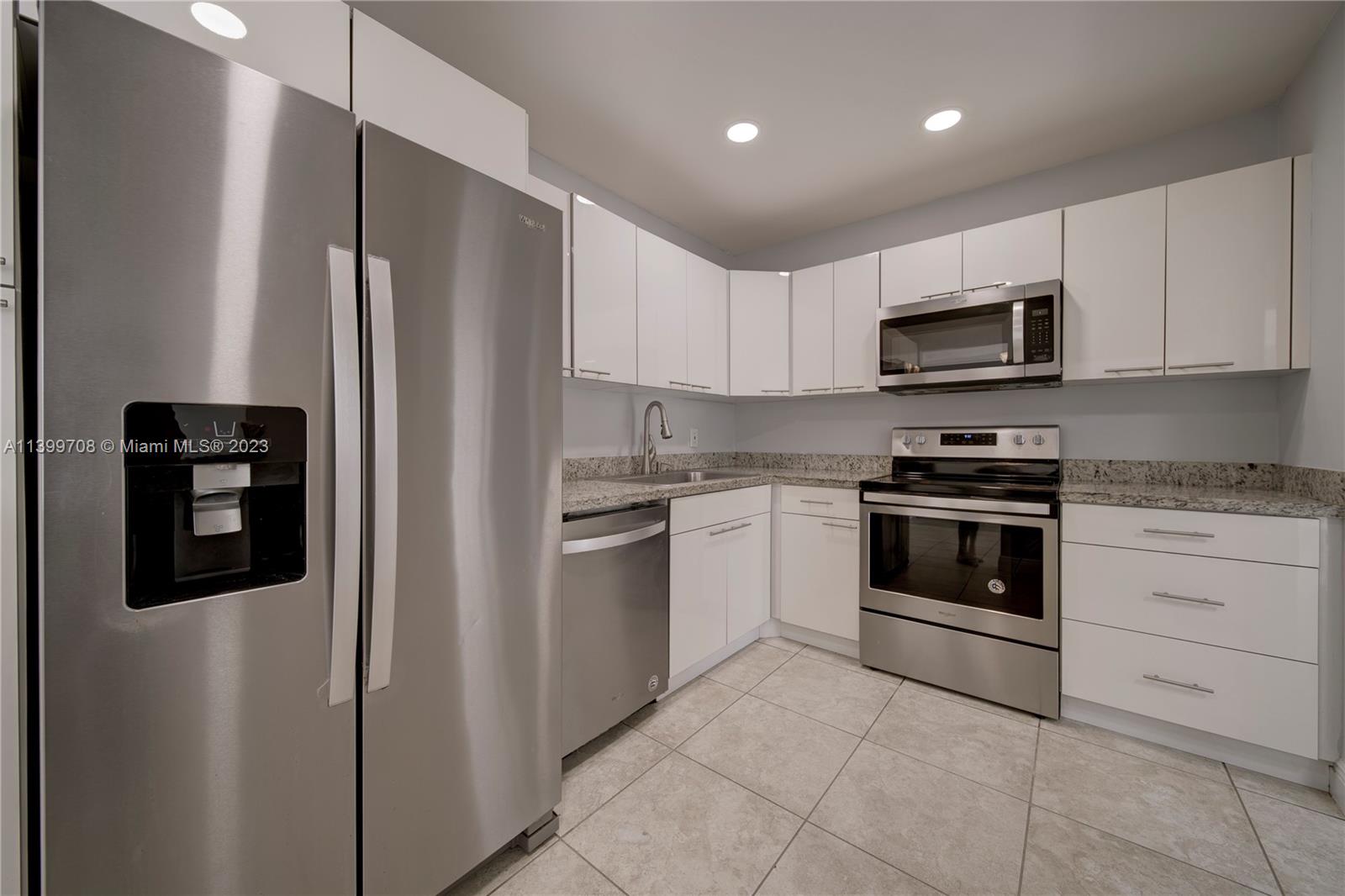 9004 SW 137th St # 5A