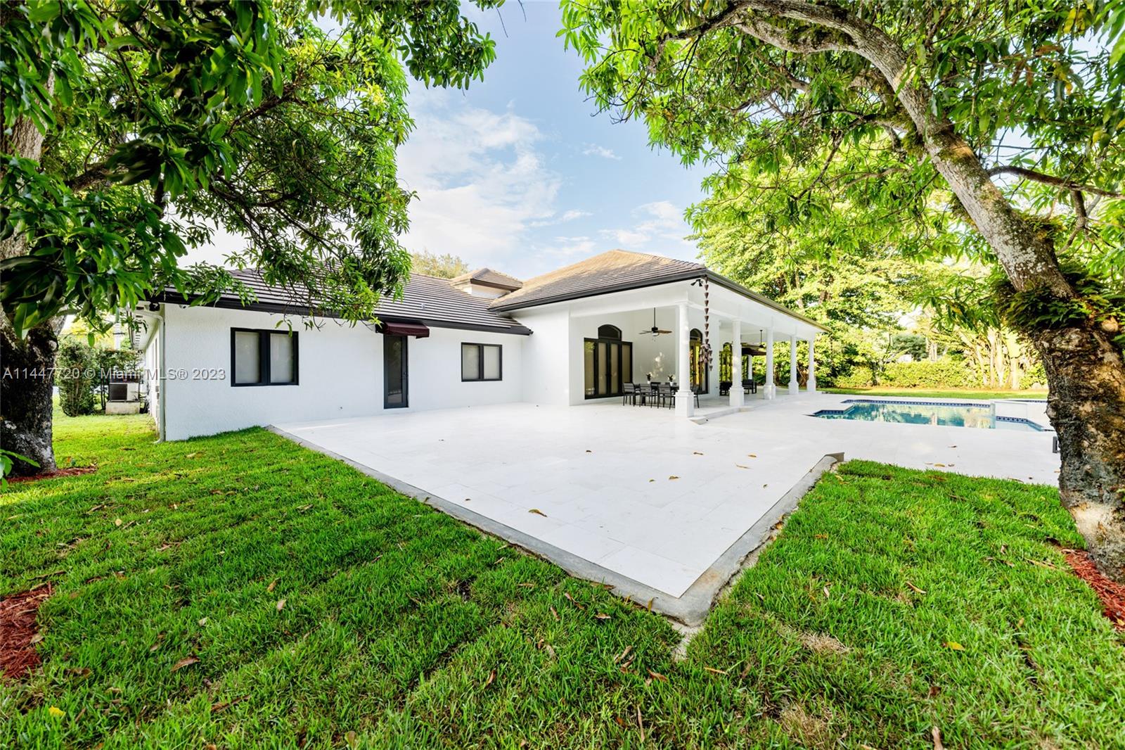 5990 SW 97th St