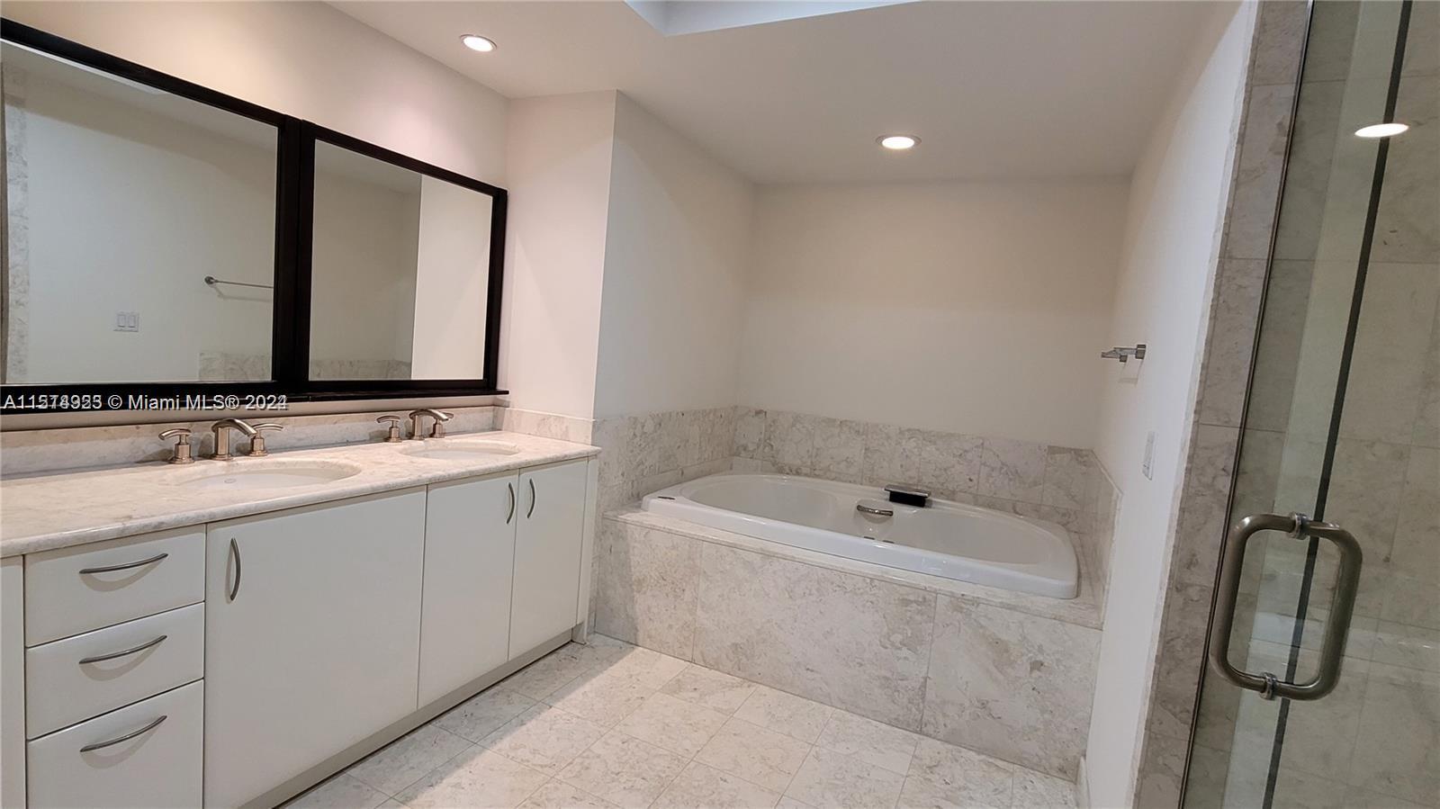 1331 Brickell Bay Dr # 1801