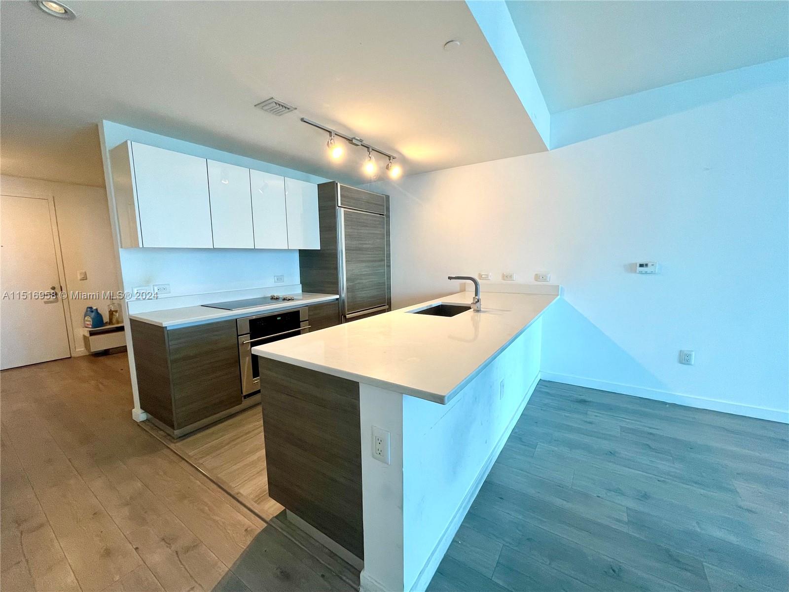 1100 S Miami Ave Unit: 2111