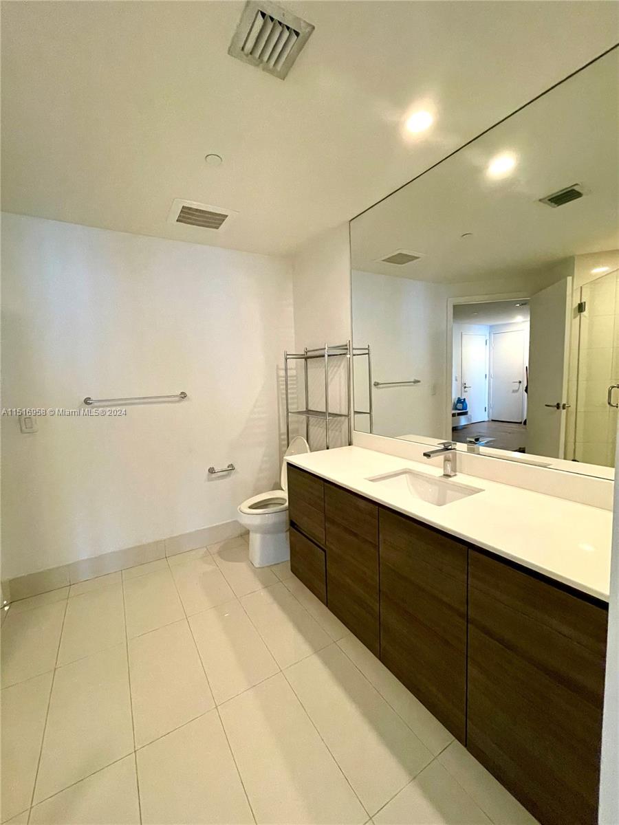 1100 S Miami Ave Unit: 2111