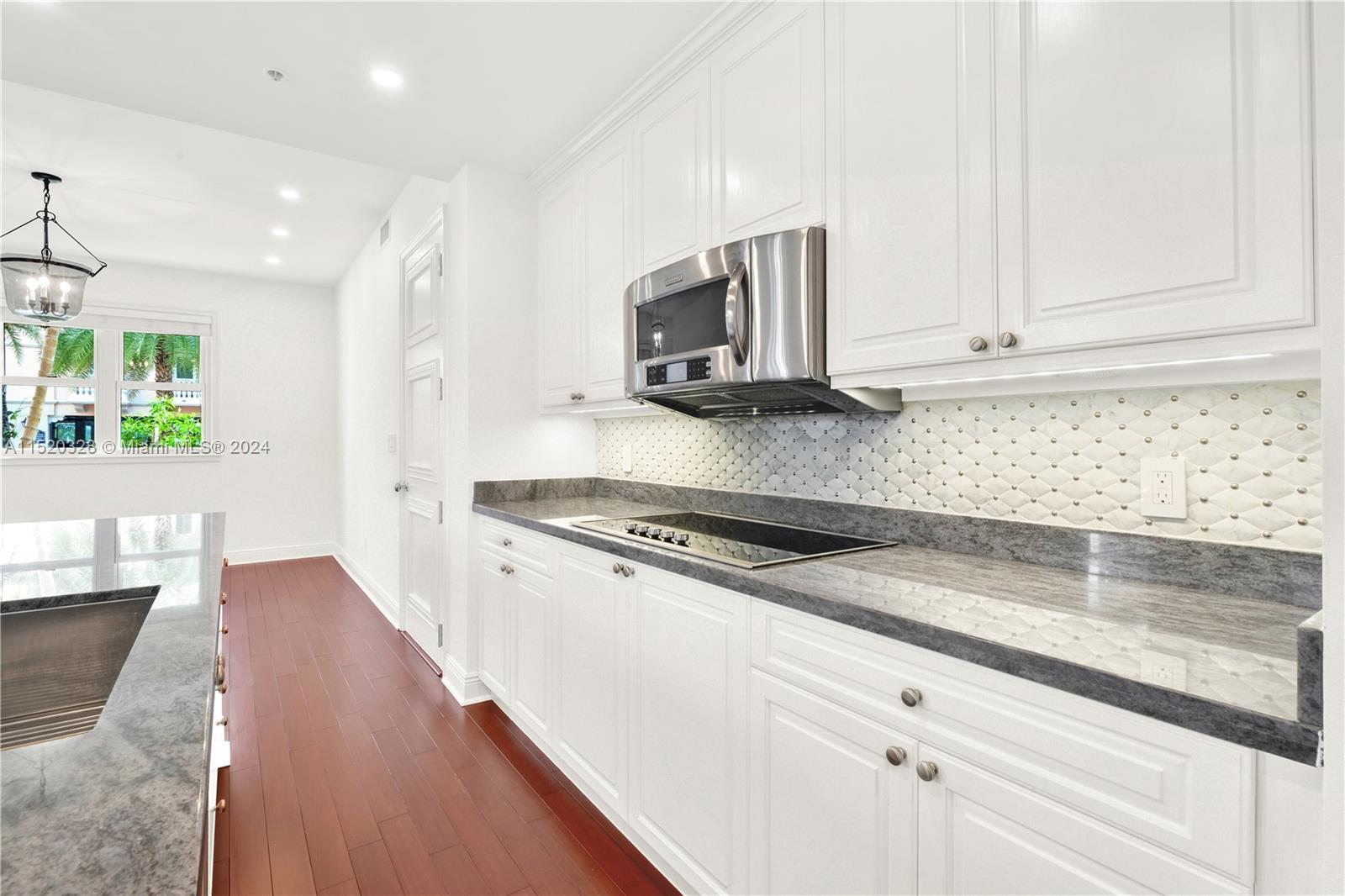 13631 Deering Bay Dr # 217