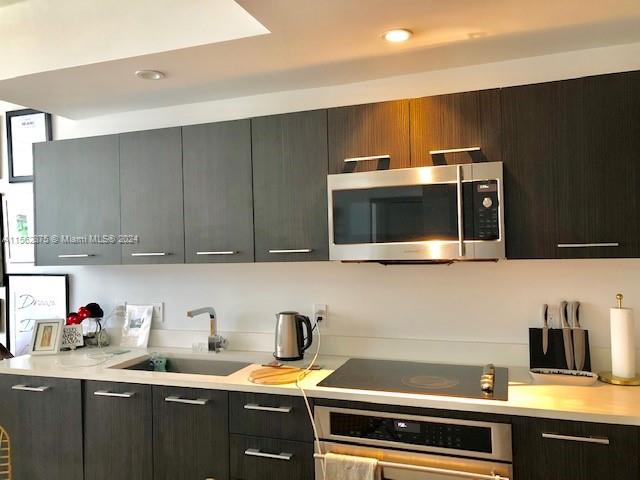 55 SW 9th St # 3002