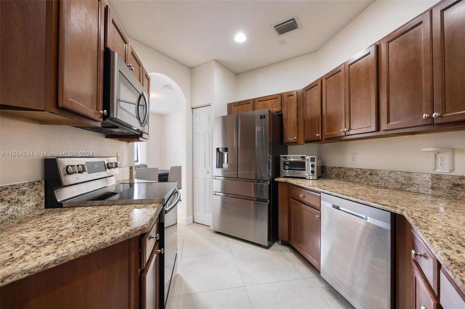11868 SW 153rd Ct Unit: .