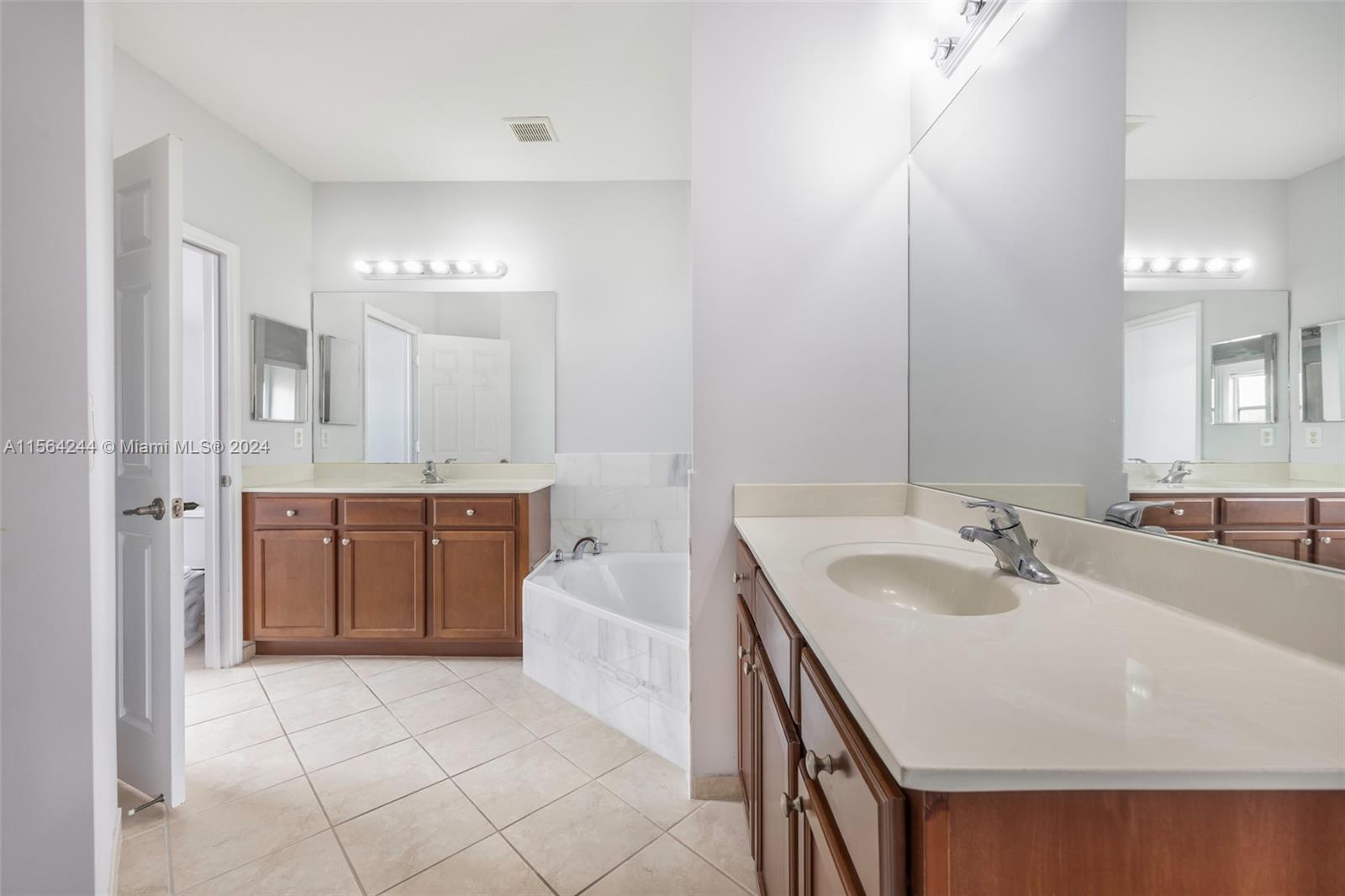 11868 SW 153rd Ct Unit: .
