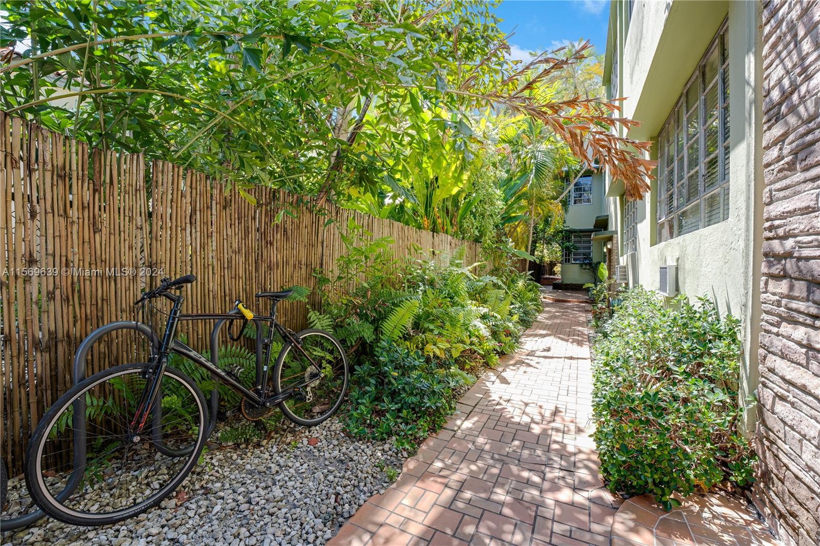 1520 Euclid Ave # 9
