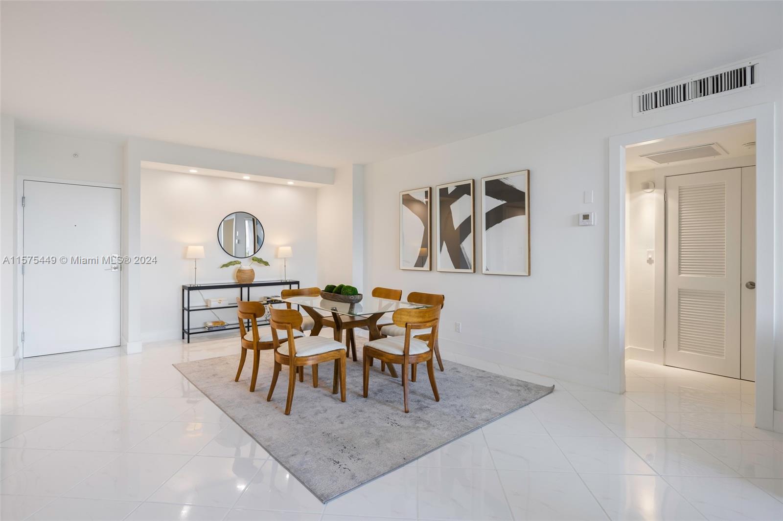 90 Edgewater Dr # 715