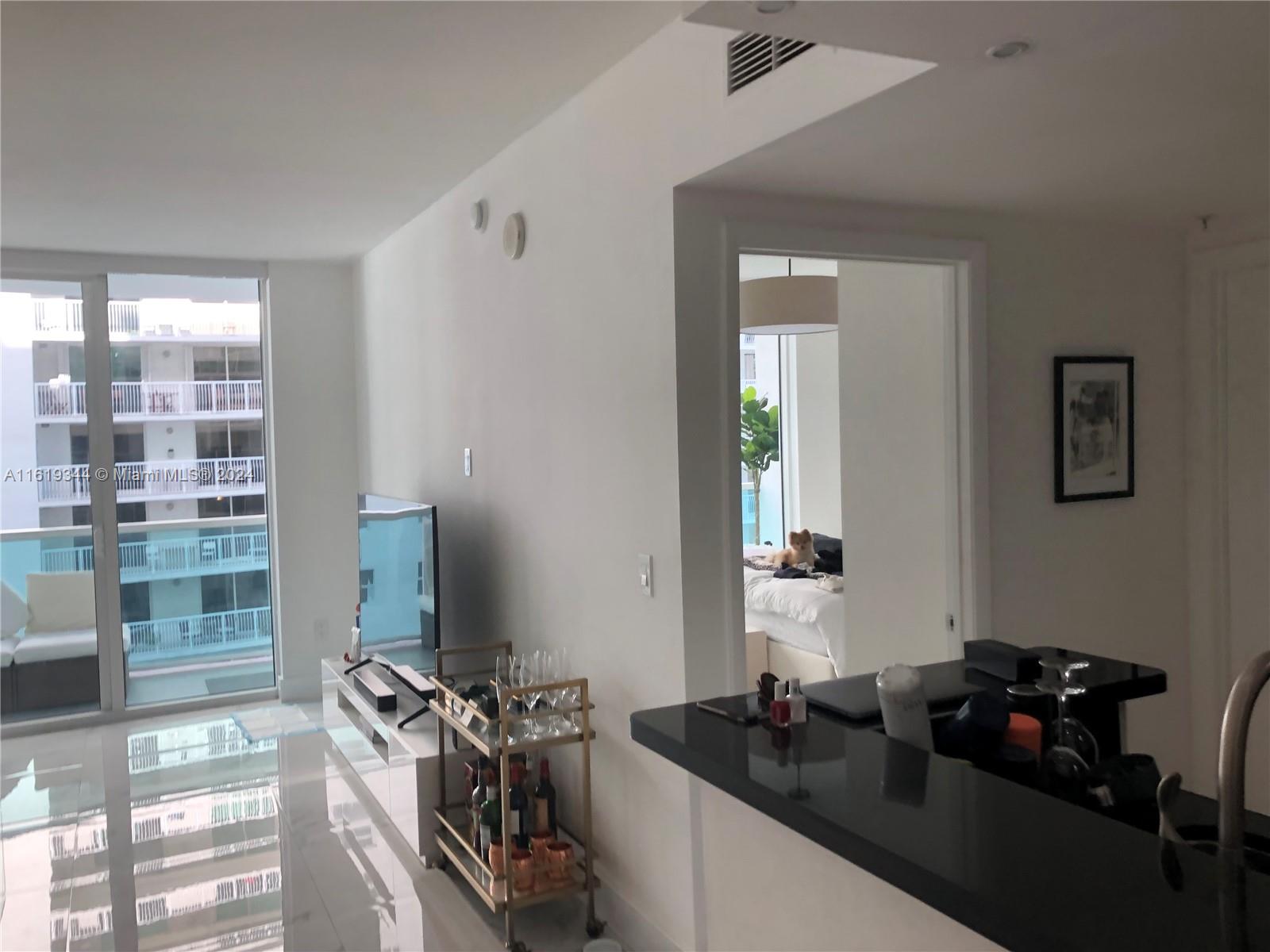 186 SE 12th Ter # 1507