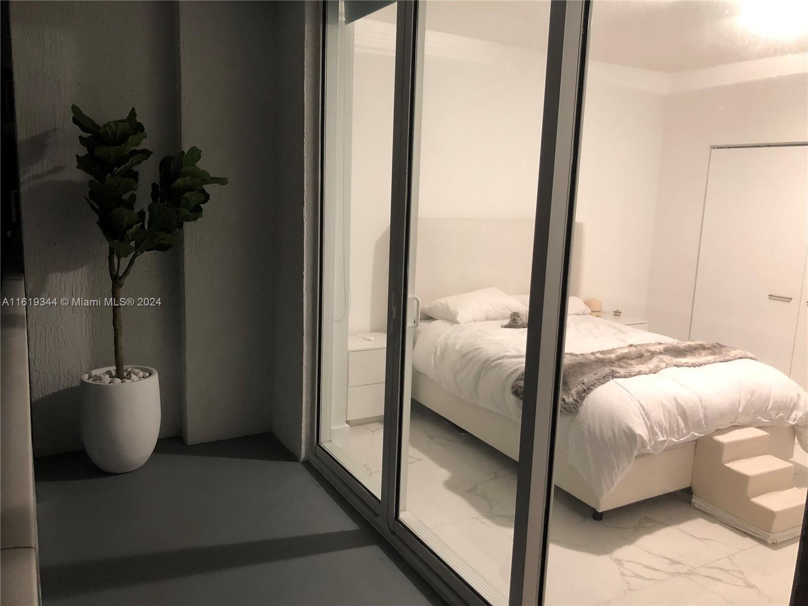 186 SE 12th Ter # 1507