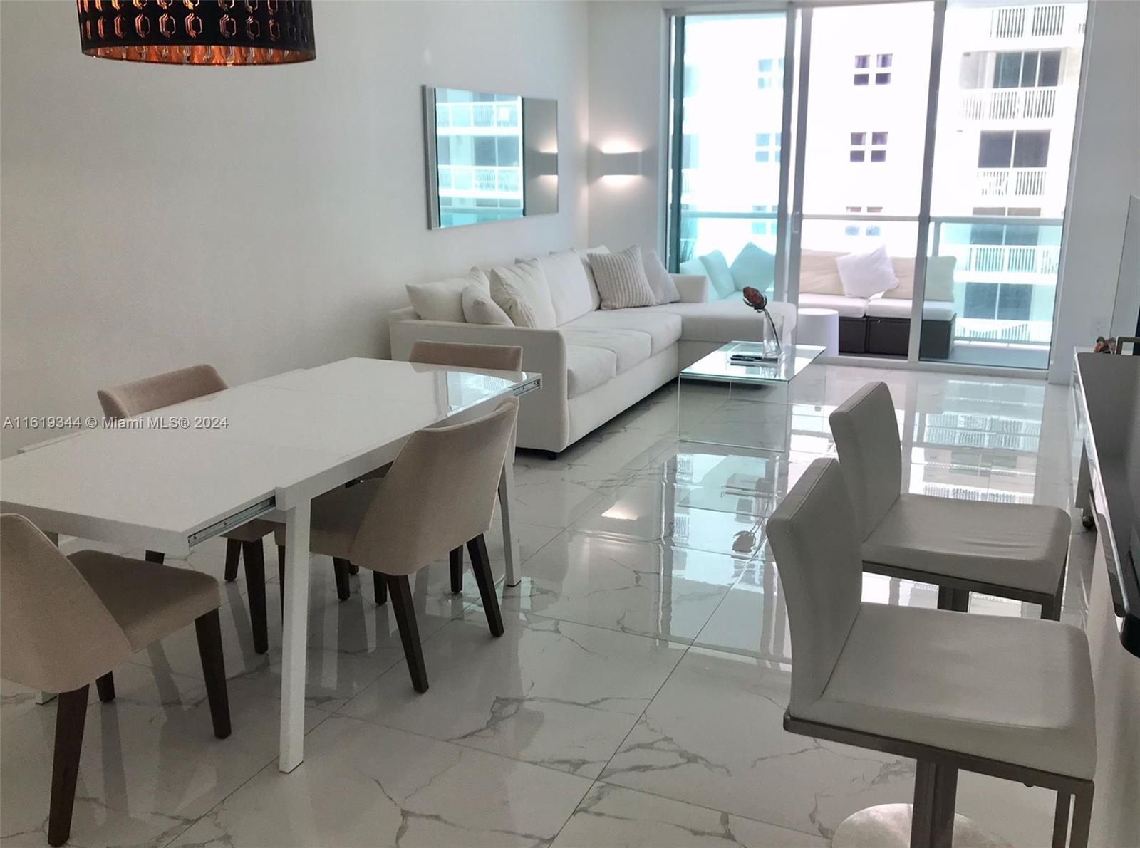 186 SE 12th Ter # 1507