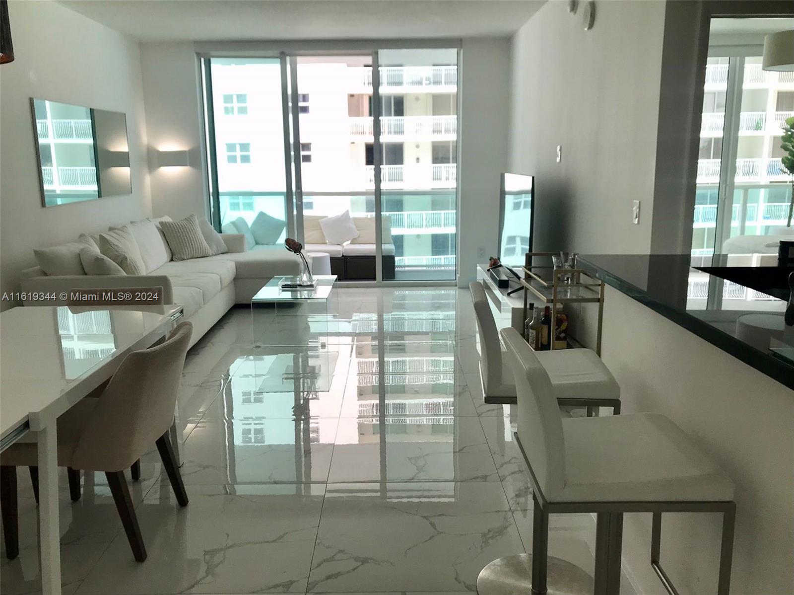 186 SE 12th Ter # 1507