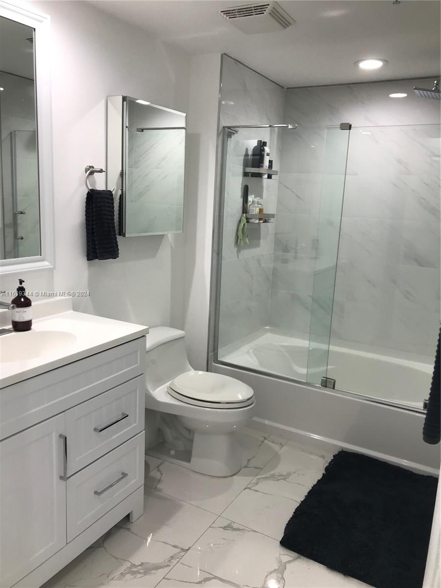 186 SE 12th Ter # 1507