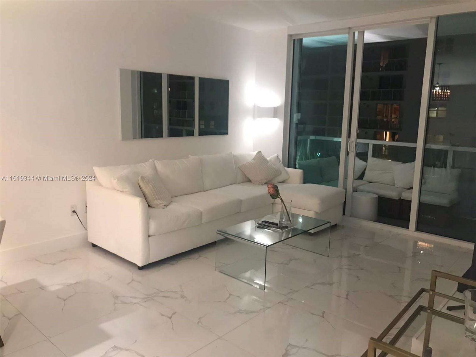 186 SE 12th Ter # 1507