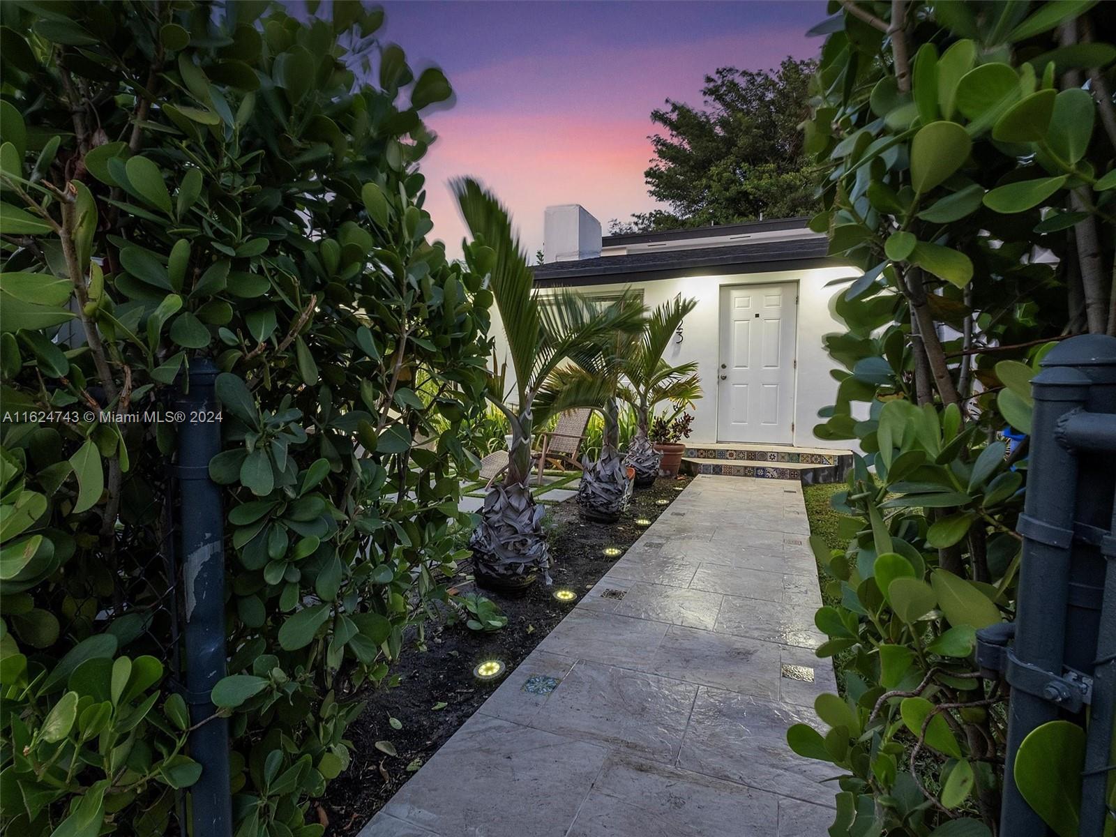 1823 SW 18th Ave