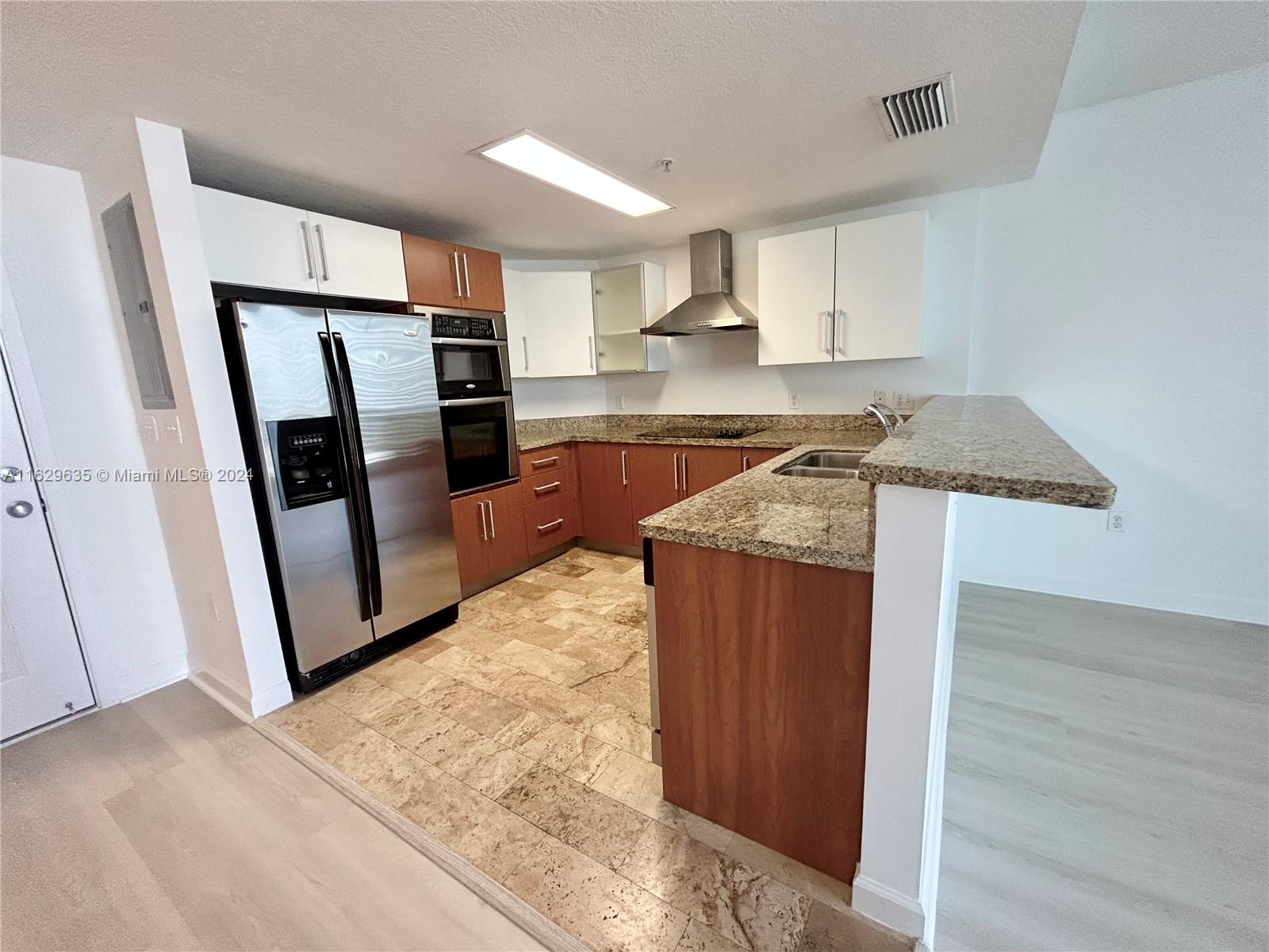 170 SE 14th St # 3006